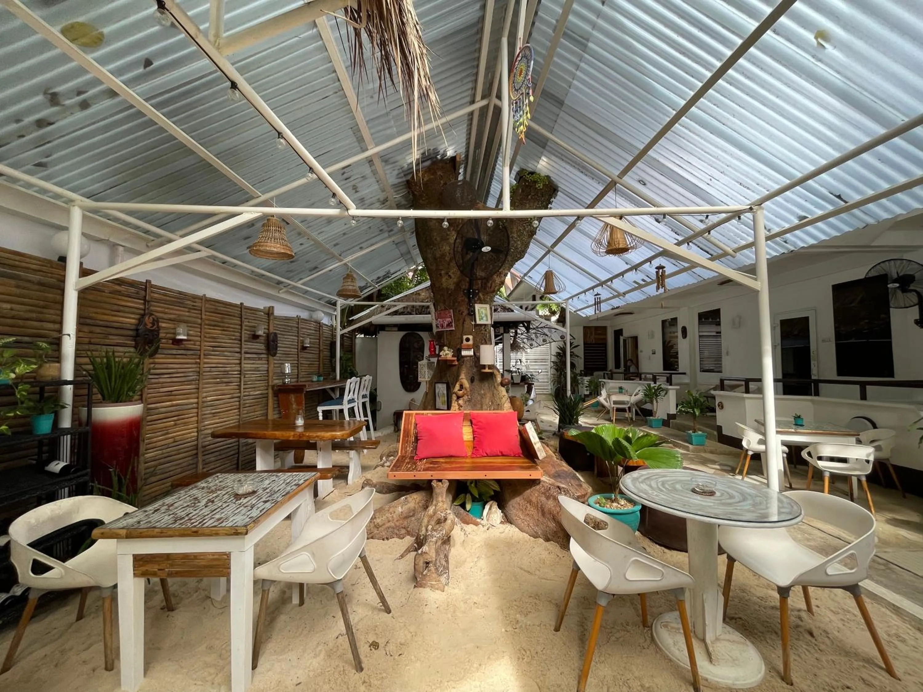 Day in Everrich Boutique Resort Boracay