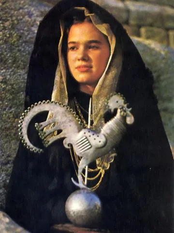 People in Monsanto GeoHotel Escola