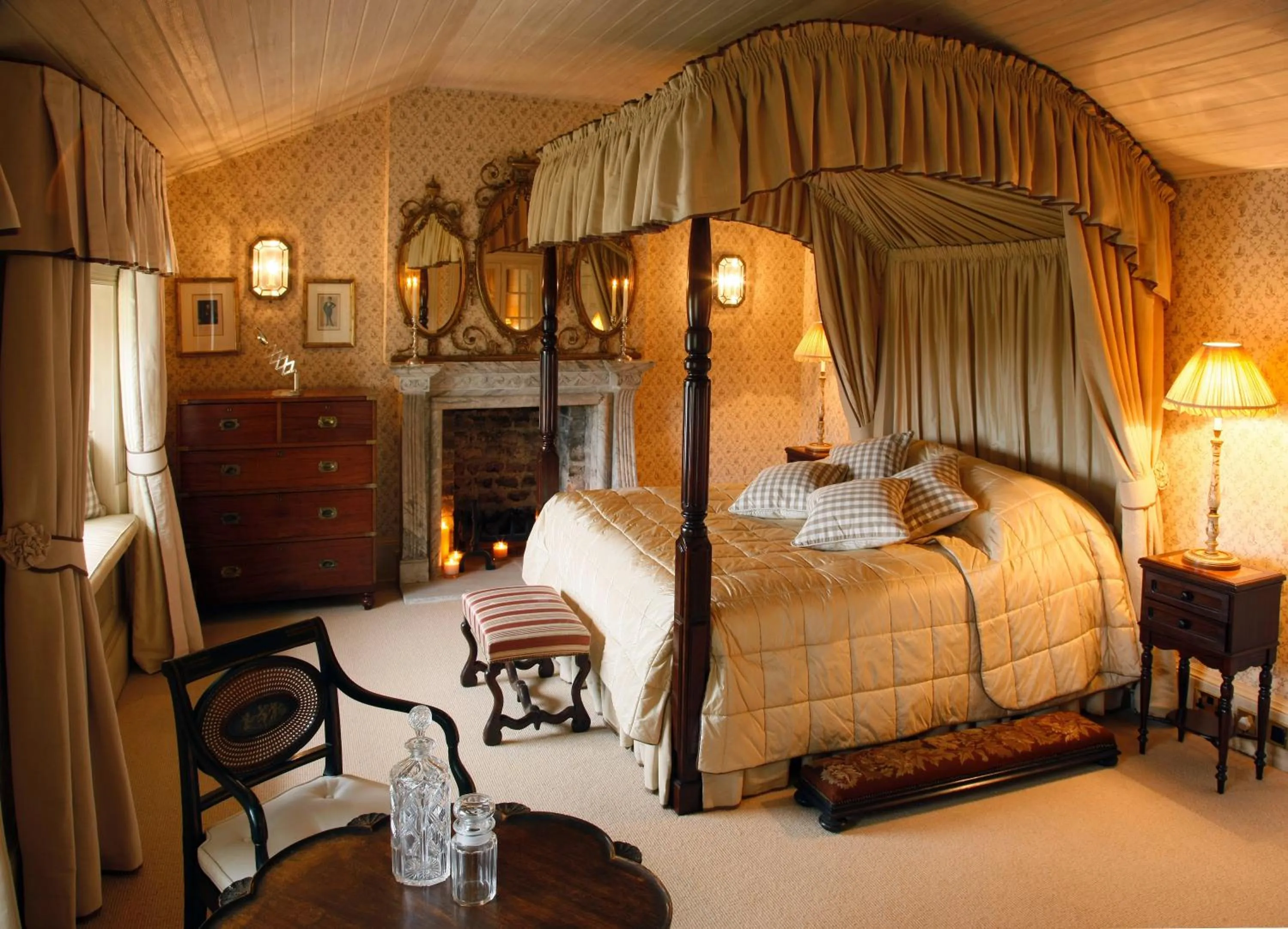 Estate Suite in Cliff at Lyons