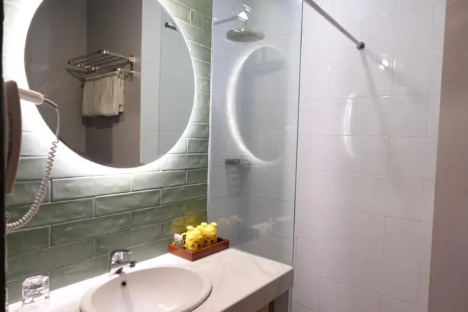 Bathroom in Grand Kangen Hotel Urip Sumoharjo