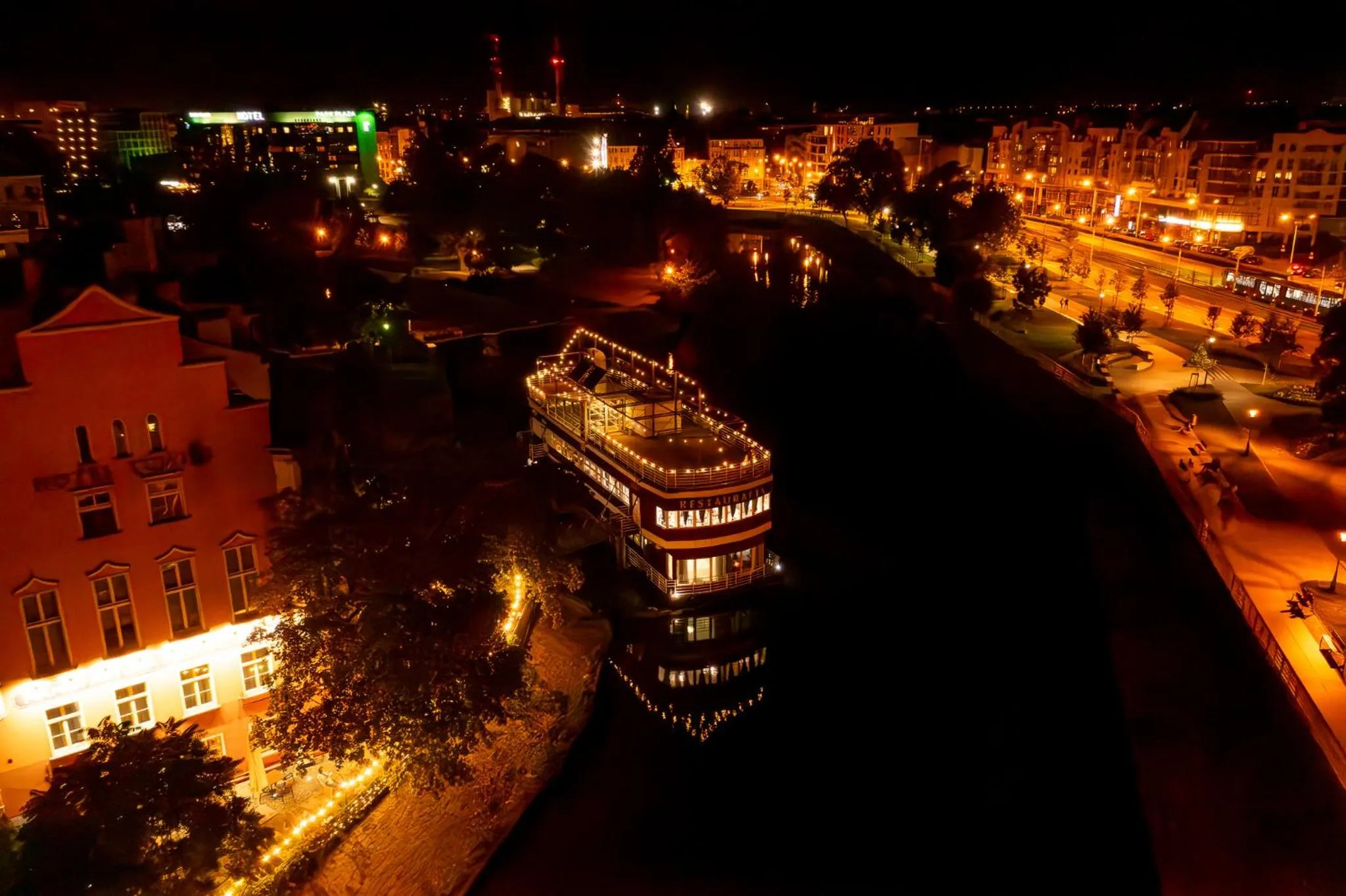 Great Polonia Wrocław Tumski