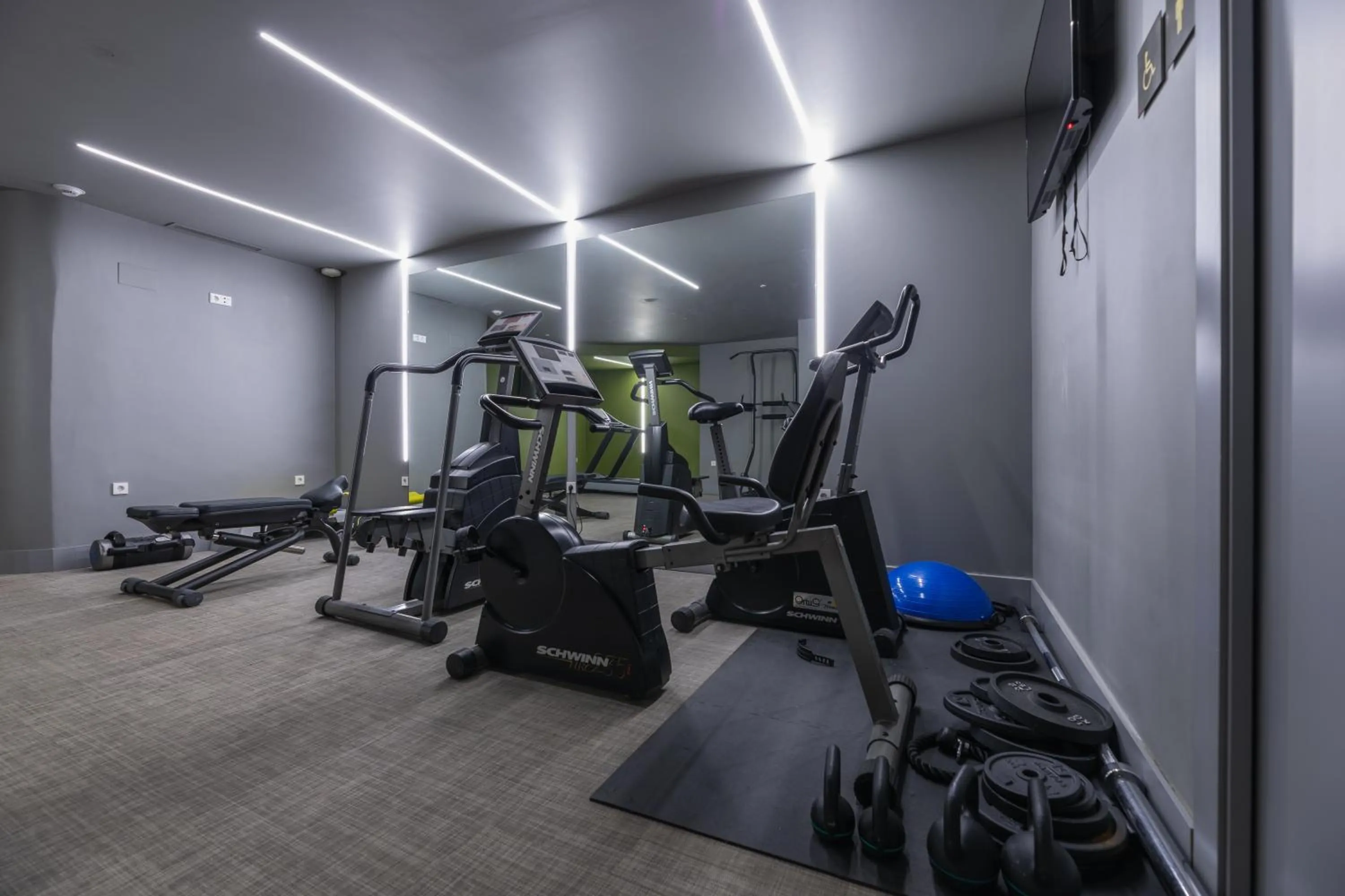 Fitness centre/facilities in MYR Plaza Mercado & Spa