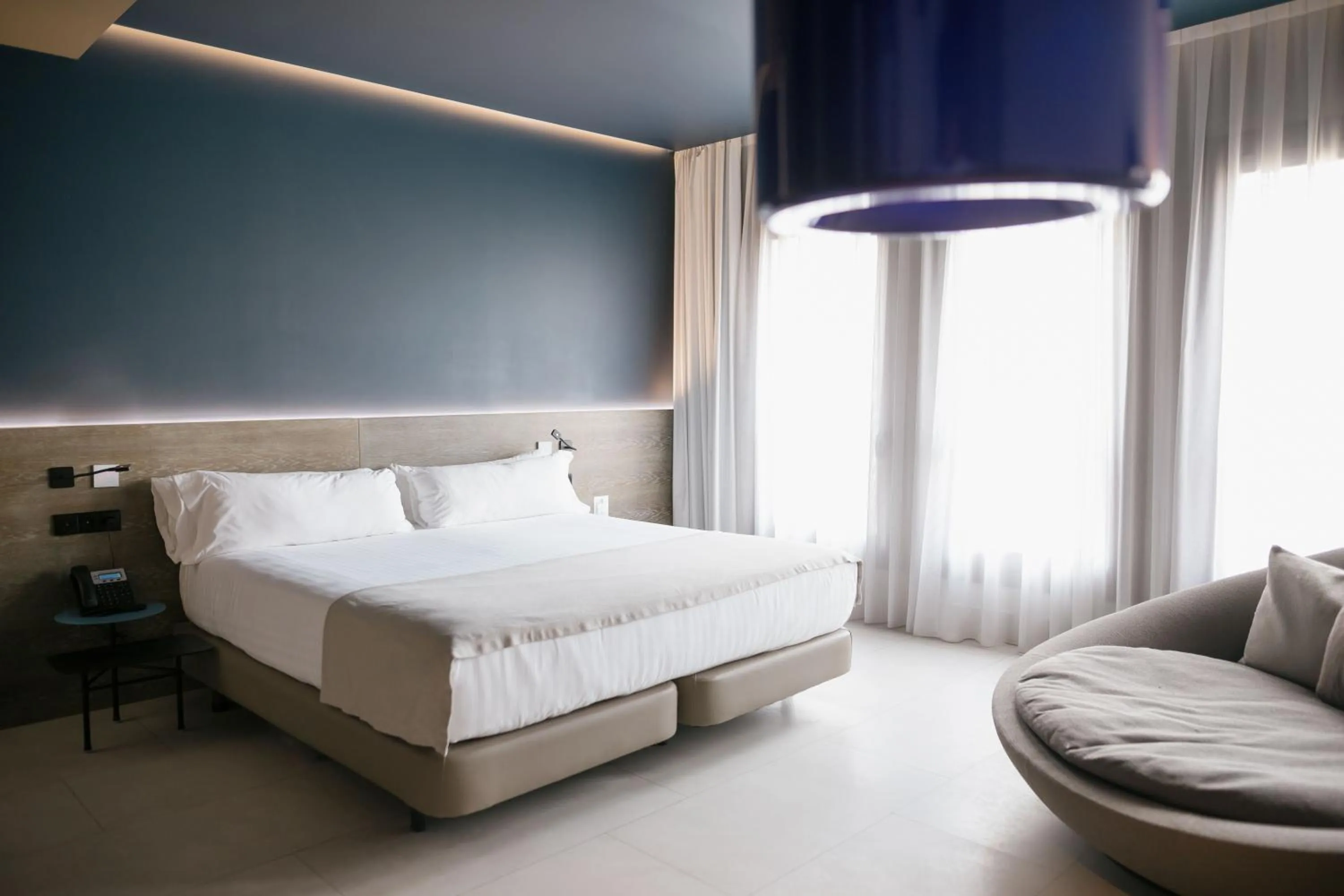 Bed in MYR Plaza Mercado & Spa