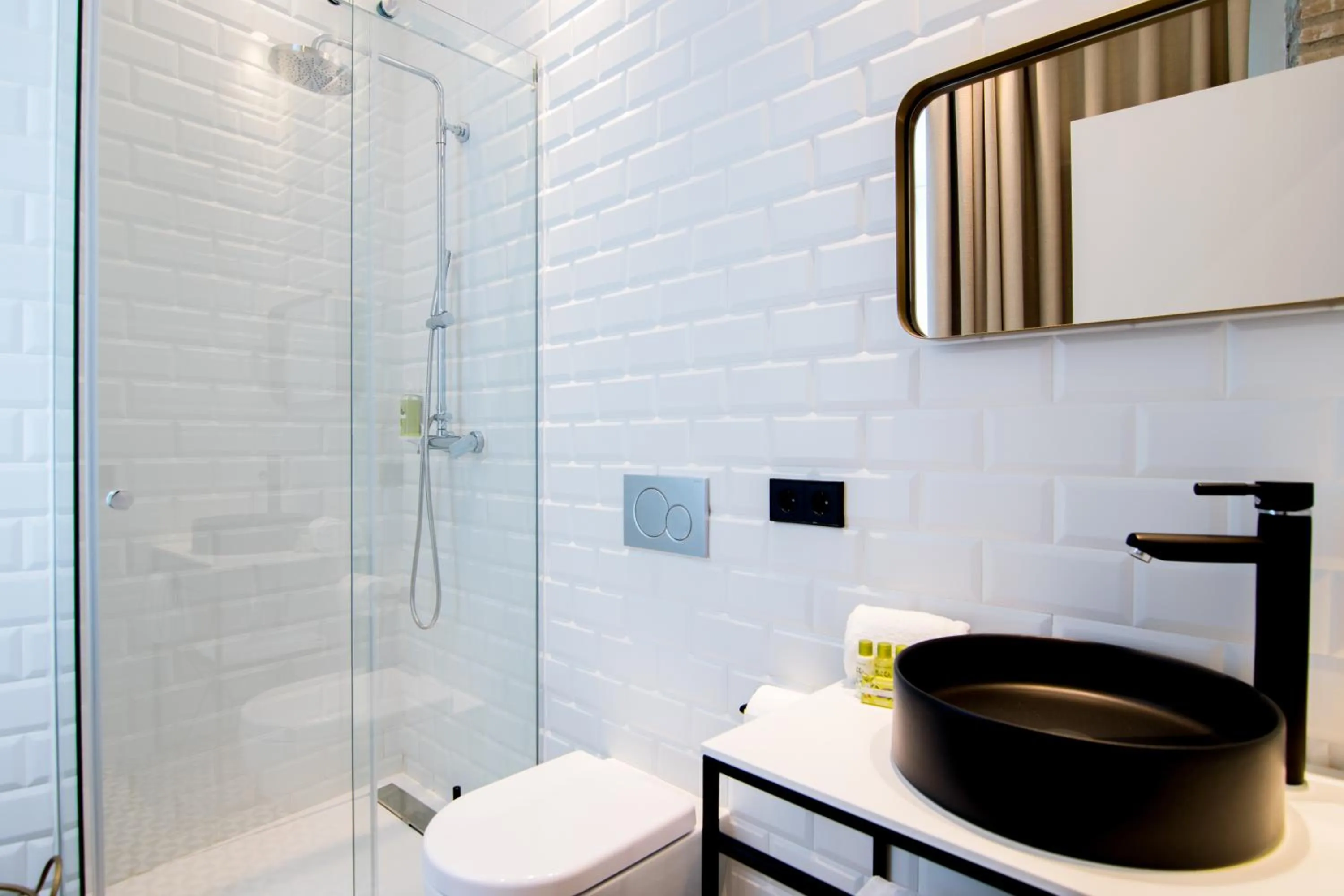 Bathroom in MYR Plaza Mercado & Spa