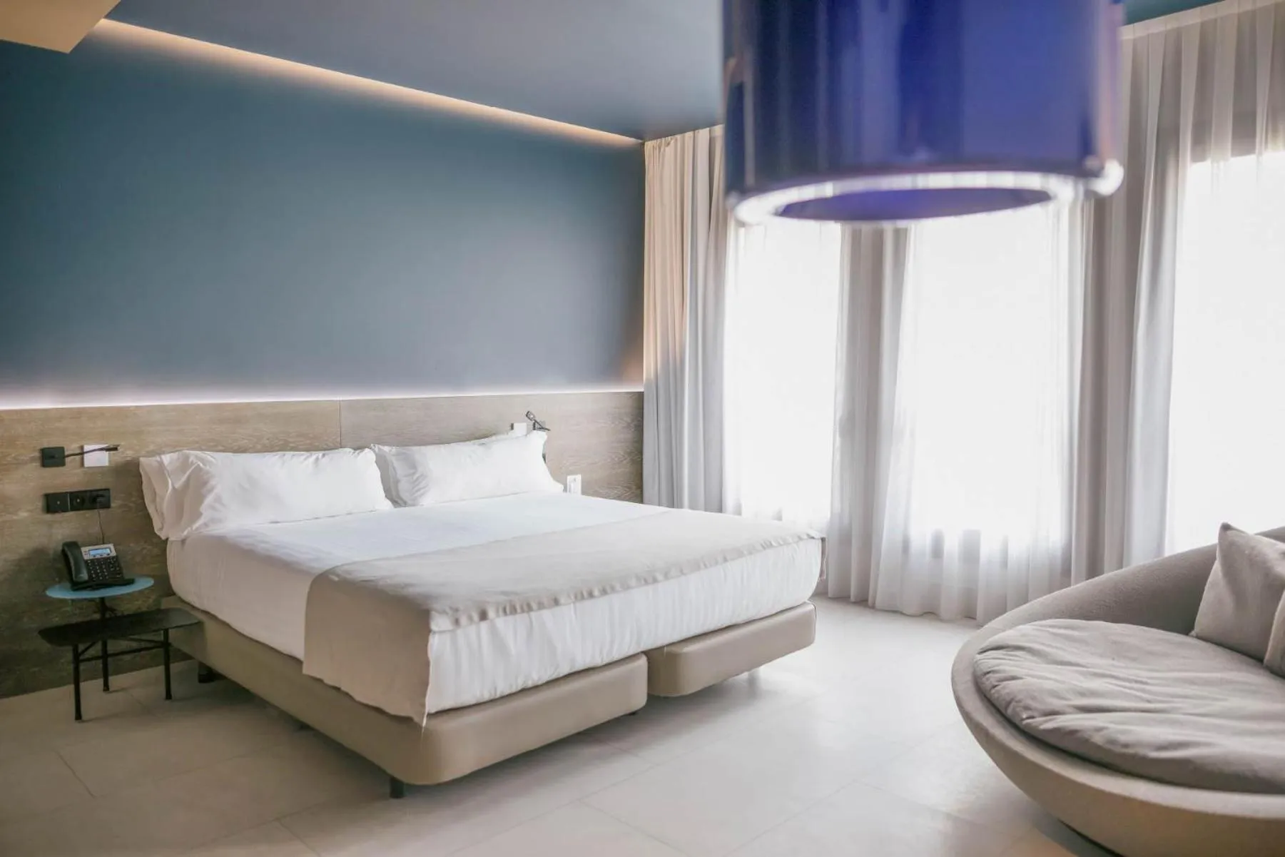 Bed in MYR Plaza Mercado & Spa