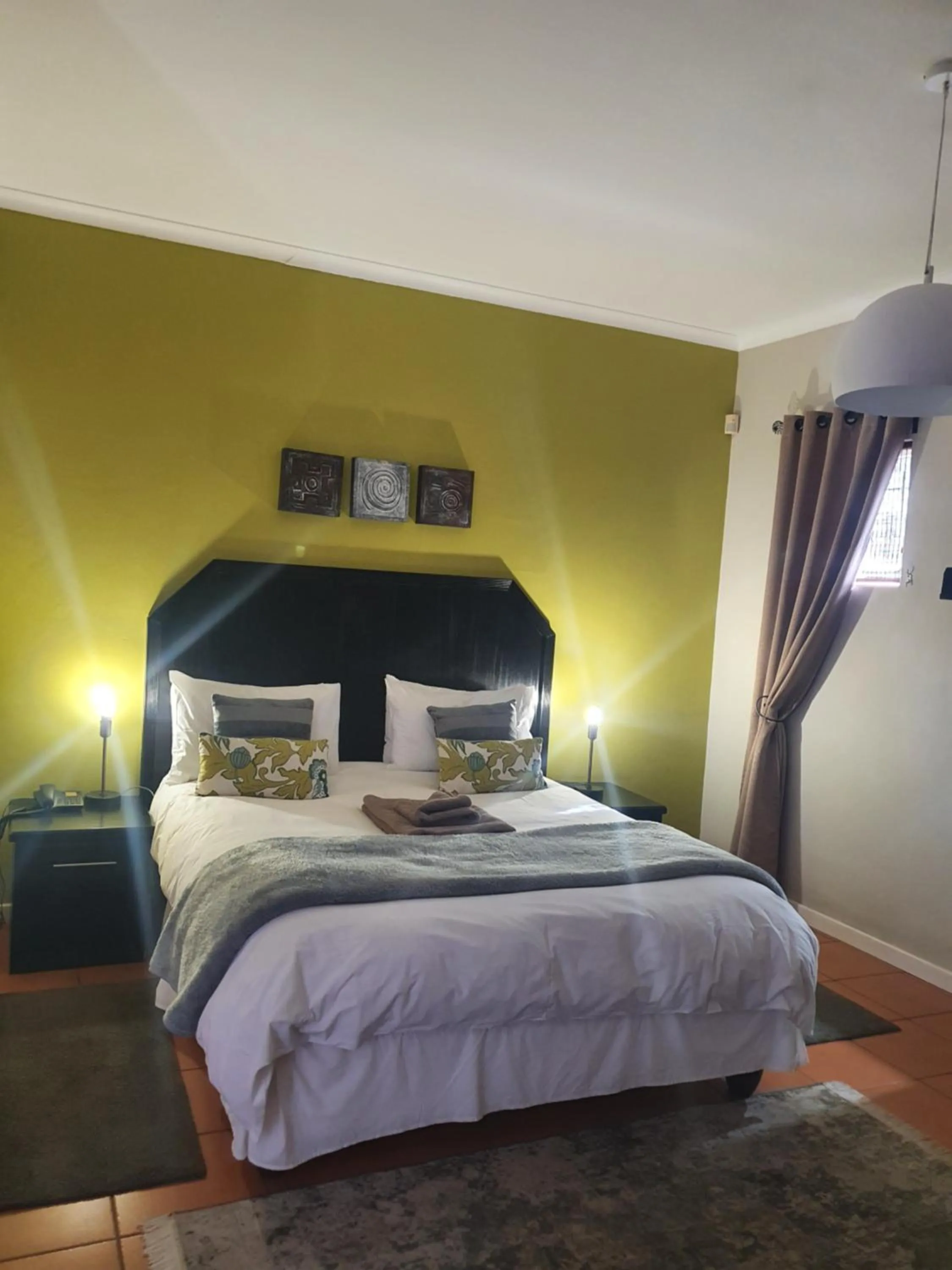 Bedroom in Langholm Hotel