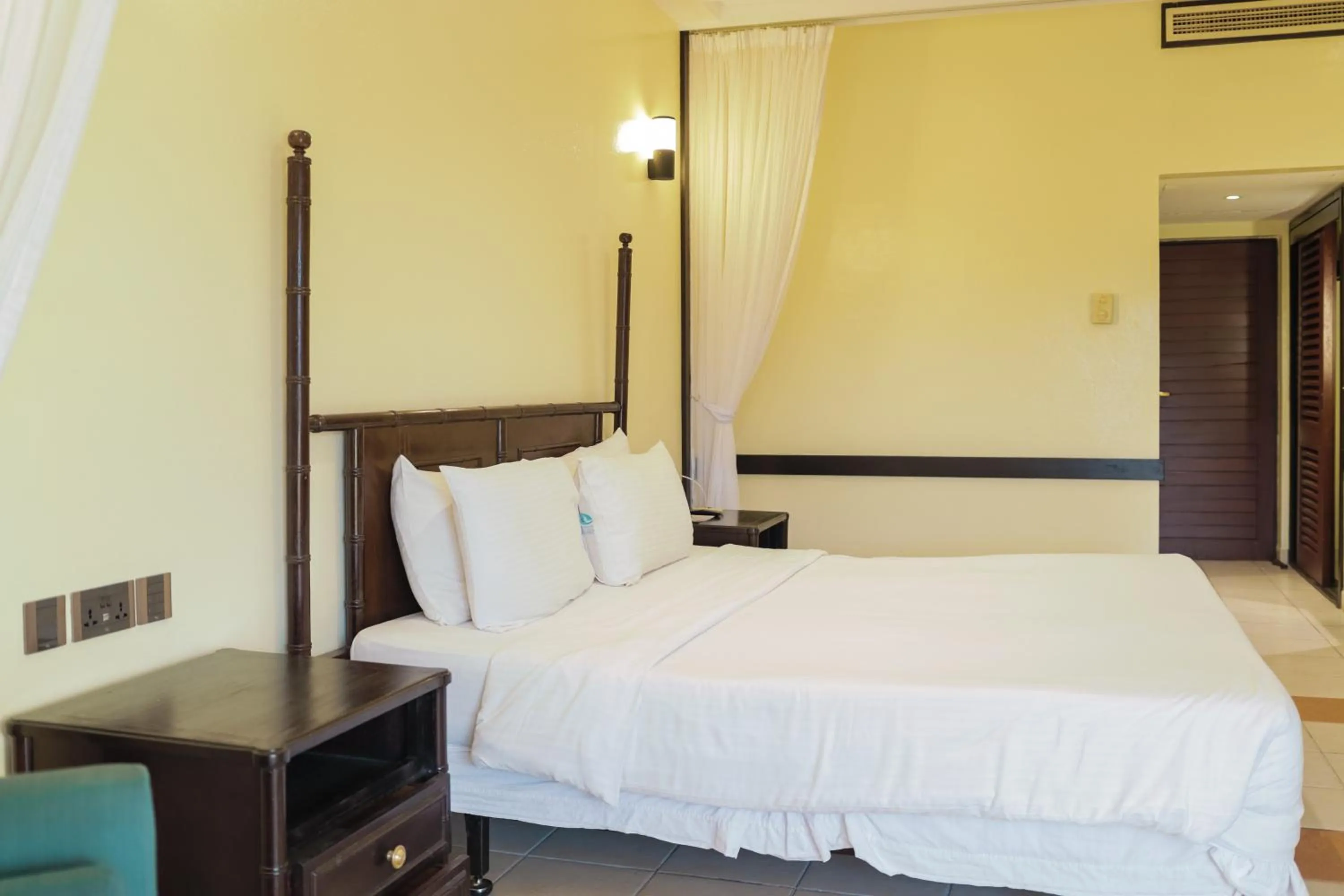 Bed in Mombasa Continental Resort