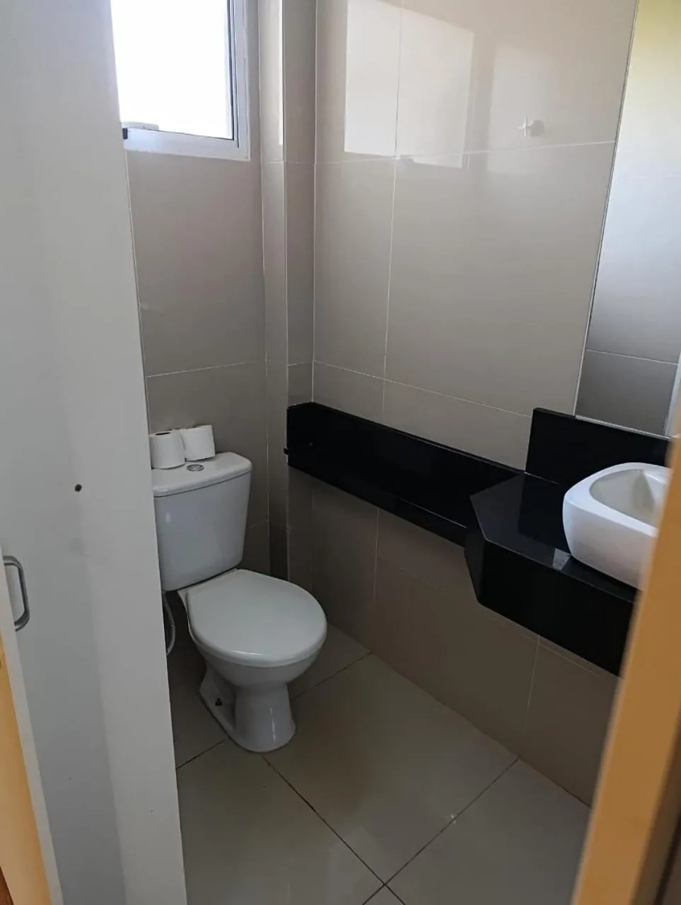 Bathroom in Aurora Hotel