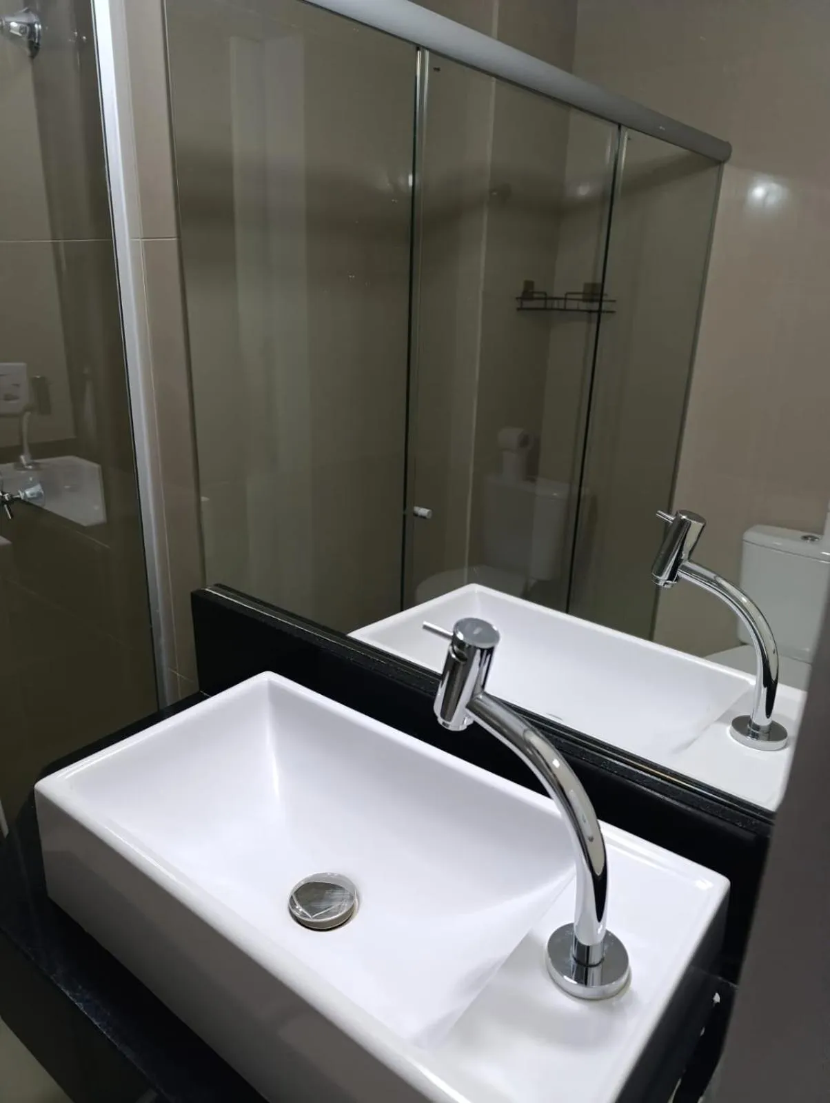 Bathroom in Aurora Hotel