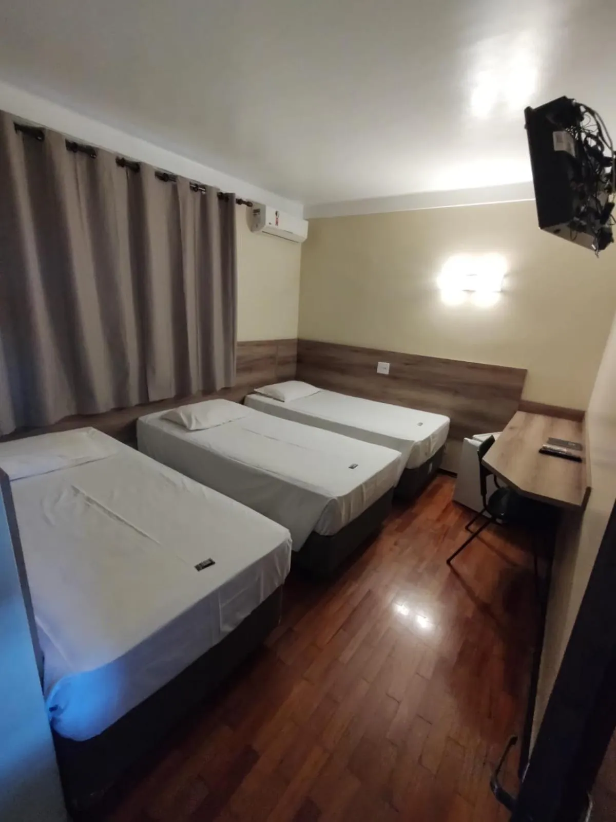 Photo of the whole room, Bed in Aurora Hotel