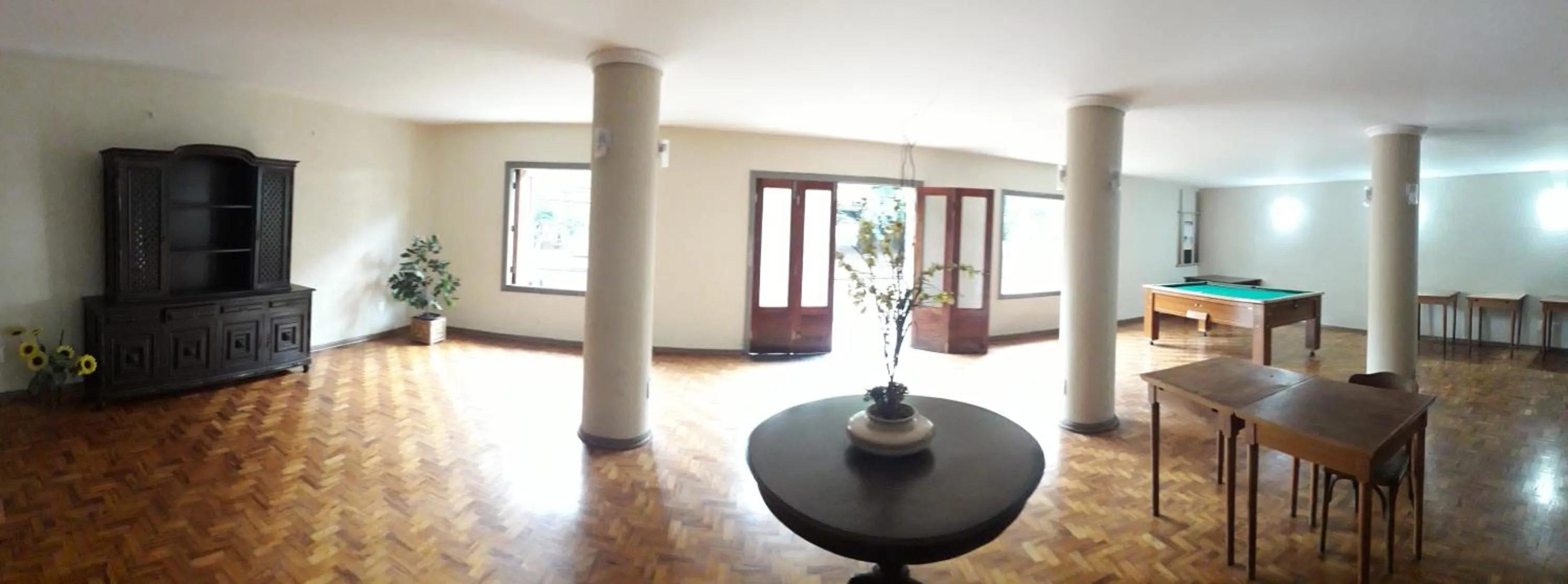 Living room in Aurora Hotel