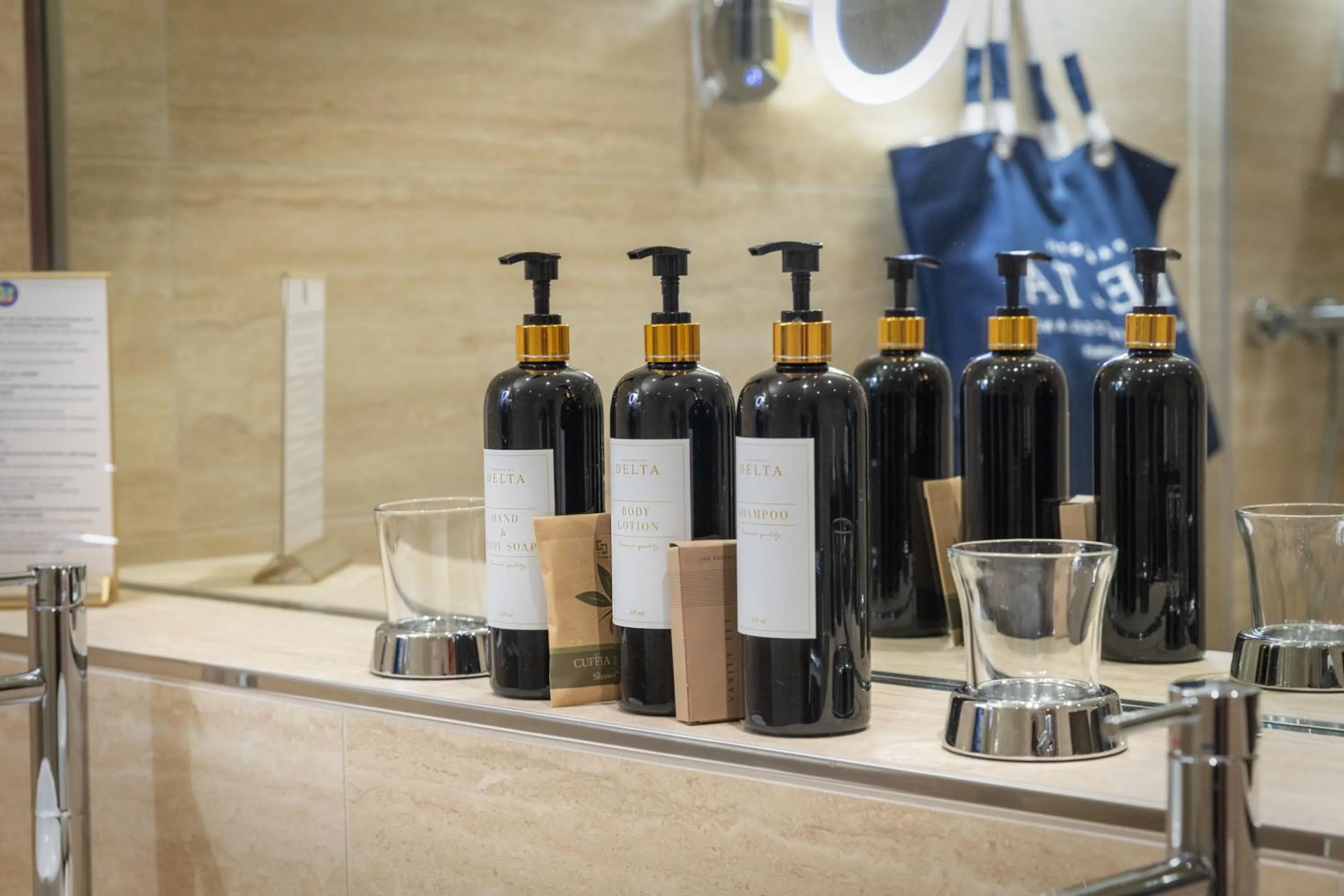 Bathroom in Villa Favorita - Parkhotel Delta