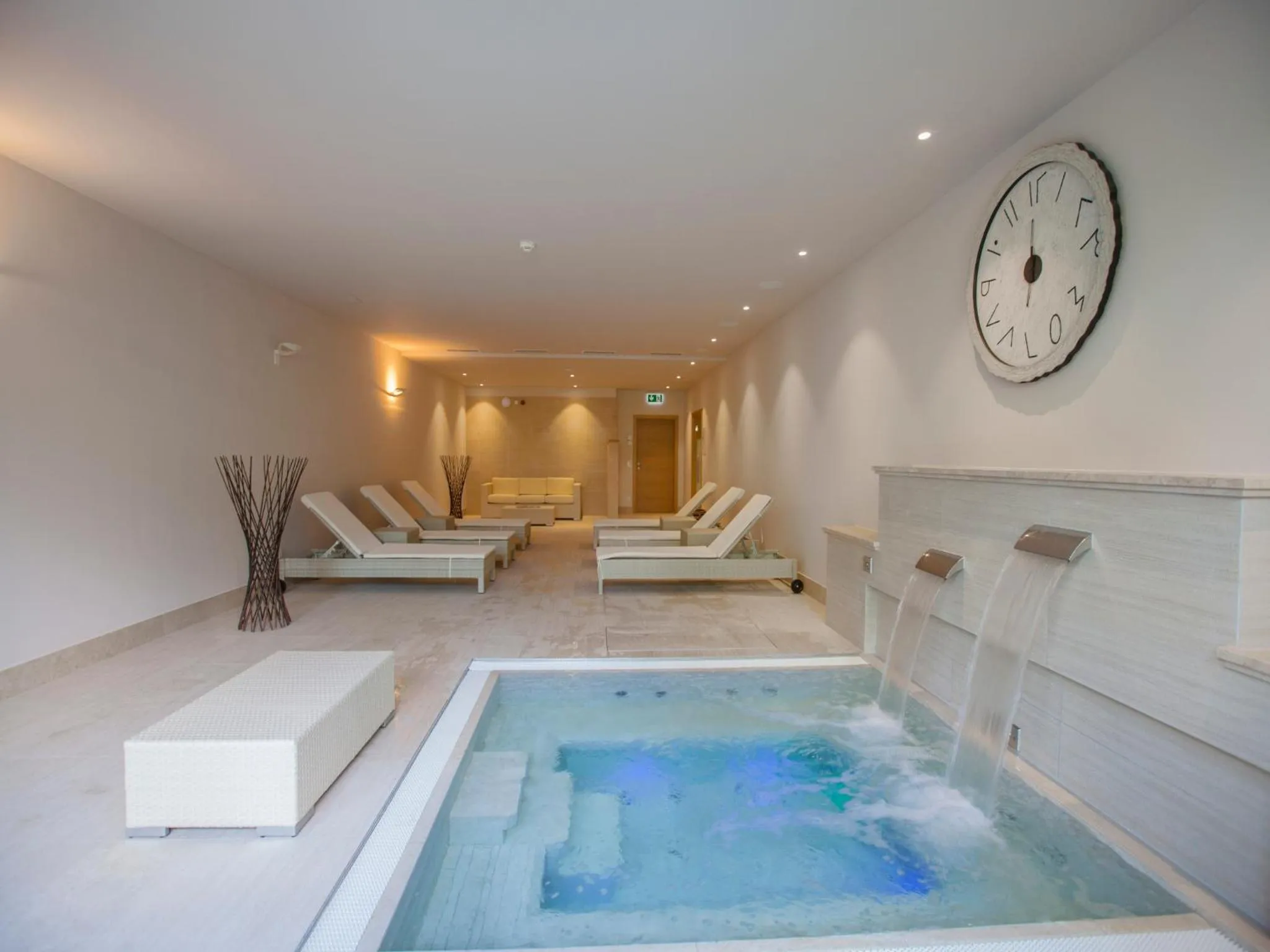 Hot Tub, Bed in Villa Favorita - Parkhotel Delta