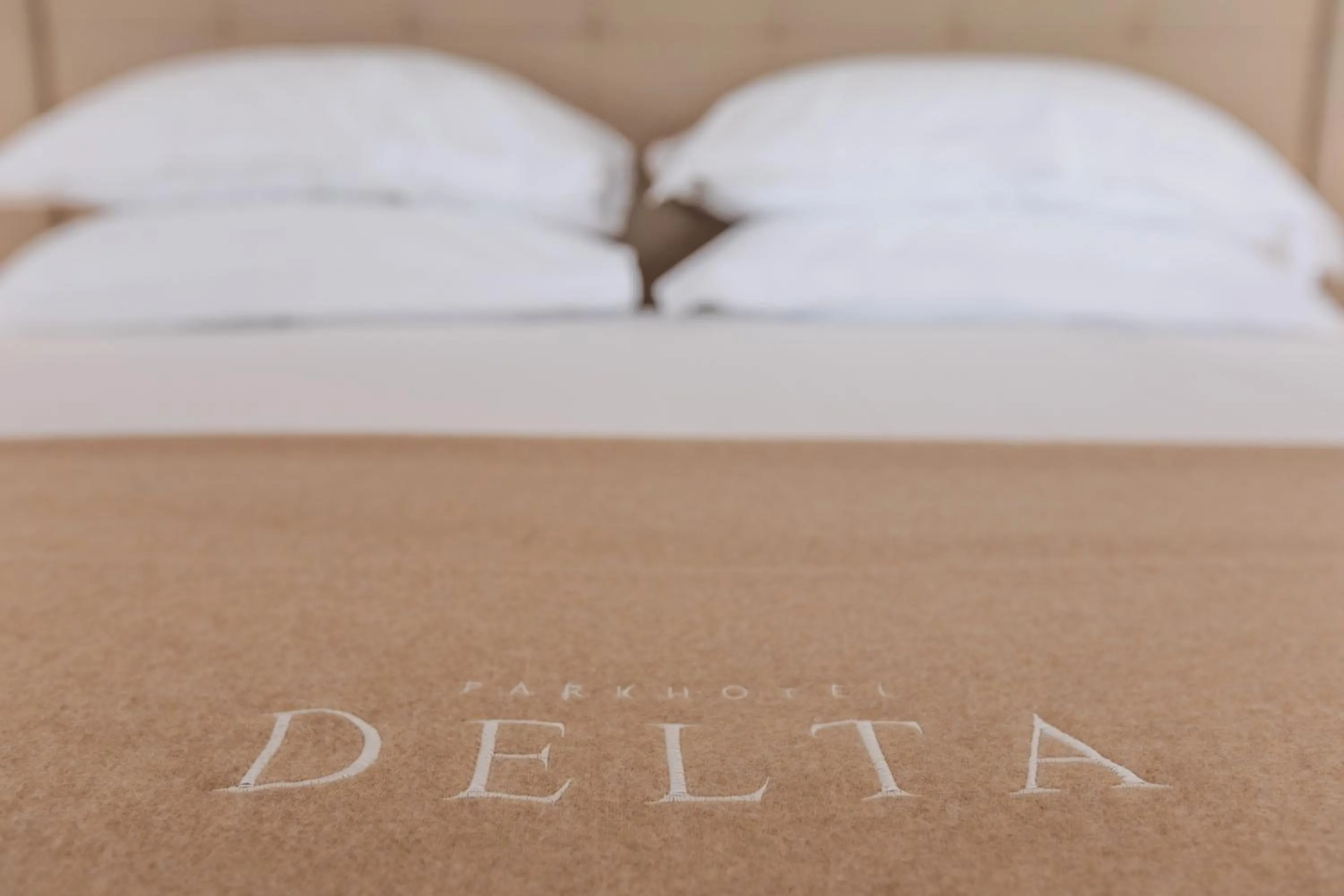 Bedroom, Bed in Villa Favorita - Parkhotel Delta