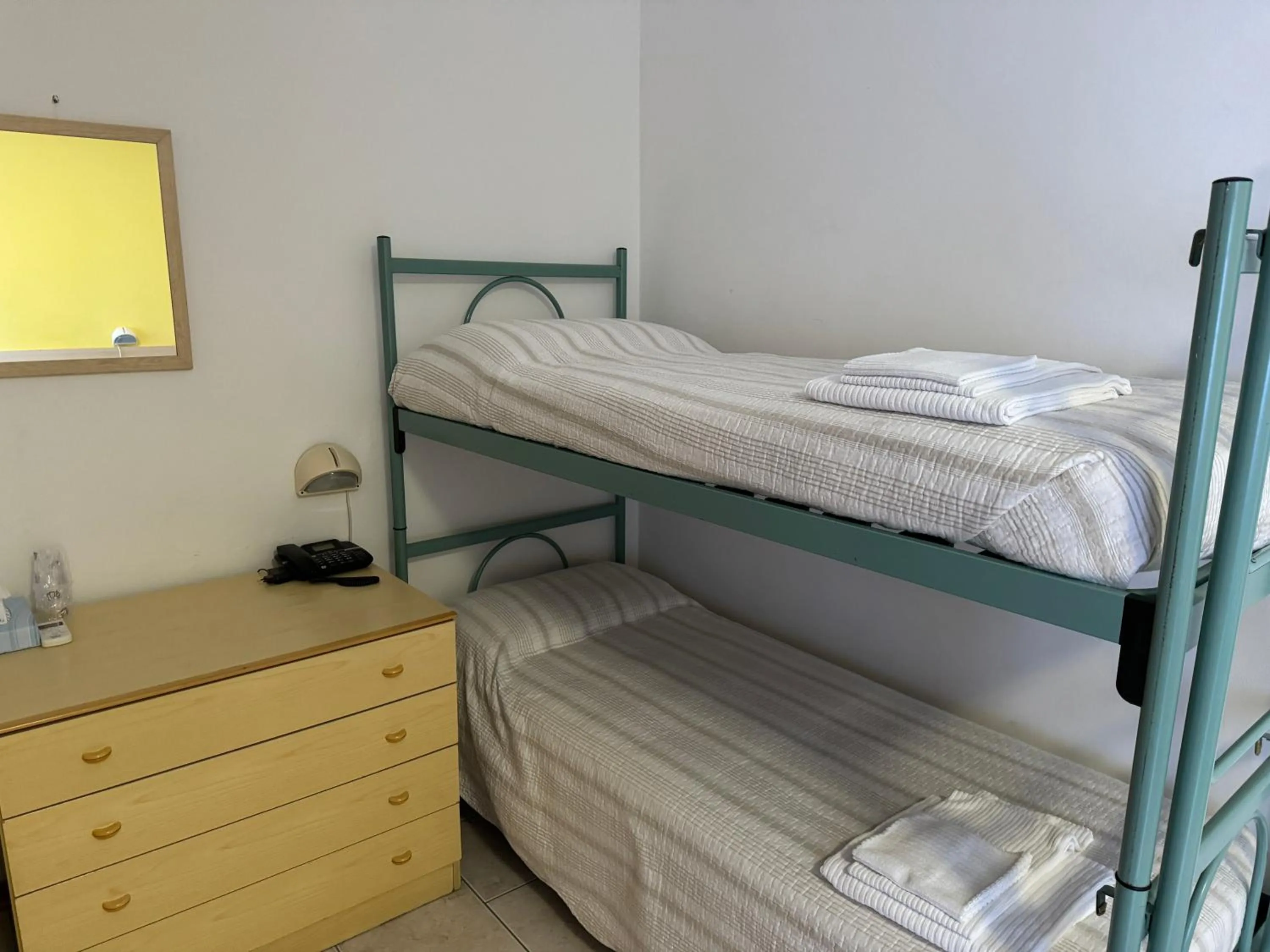 bunk bed, Bed in Hotel Villa Augusta