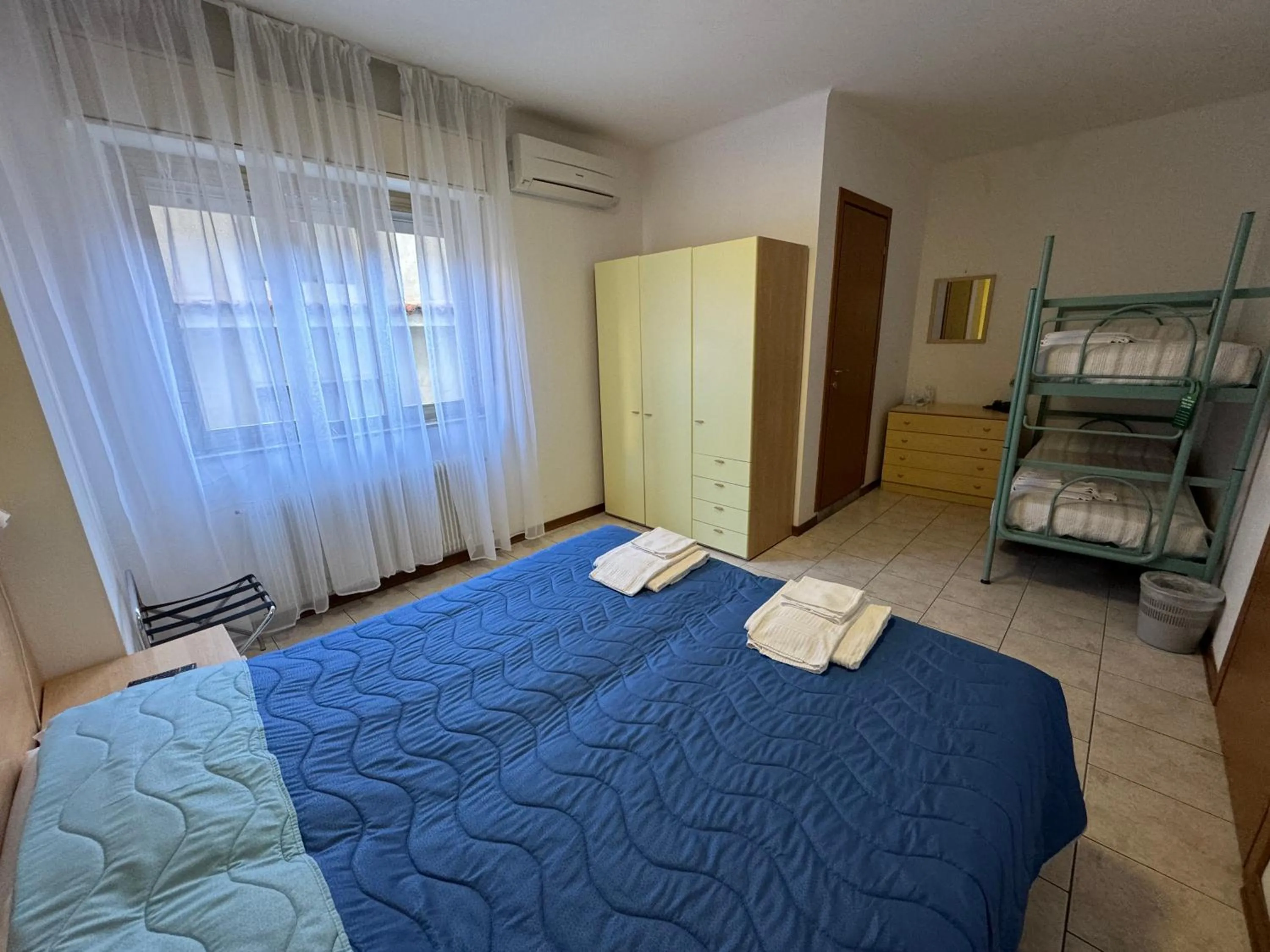 Photo of the whole room, Bed in Hotel Villa Augusta