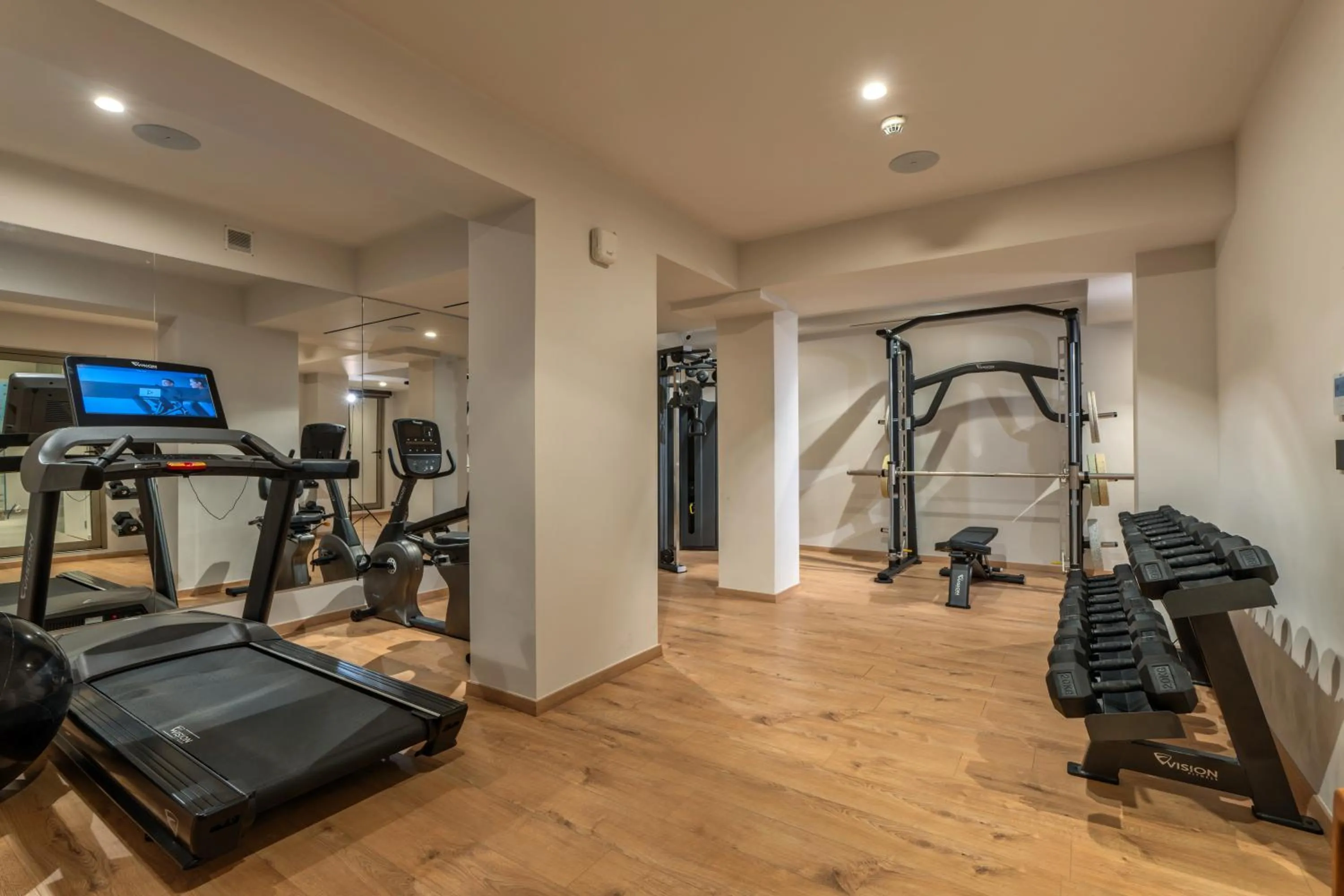 Fitness centre/facilities in Iperion Beach Hotel