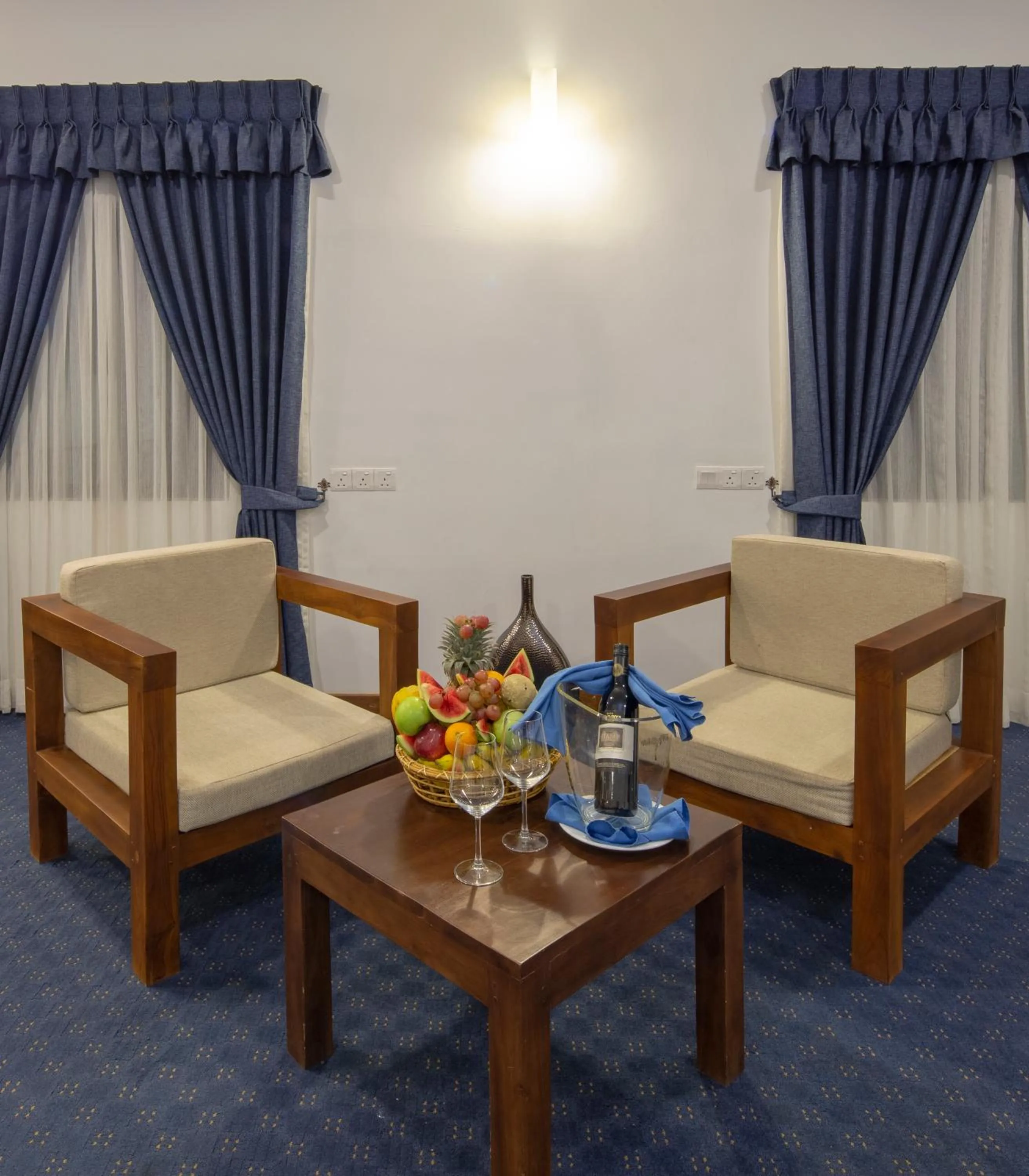 Living room in The Blue Wave Hotel