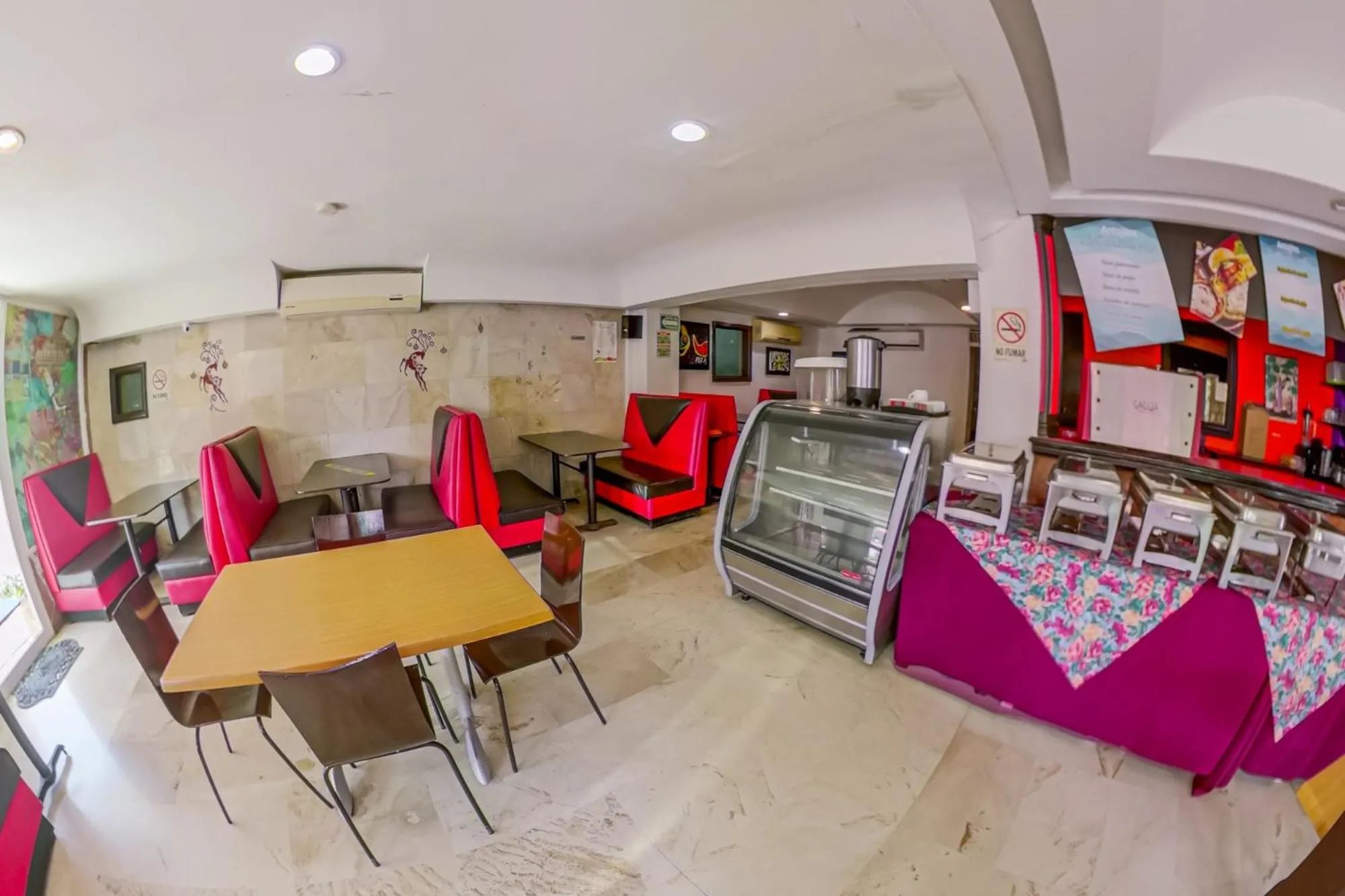 Restaurant/places to eat in Hotel Isla de Sacrificio