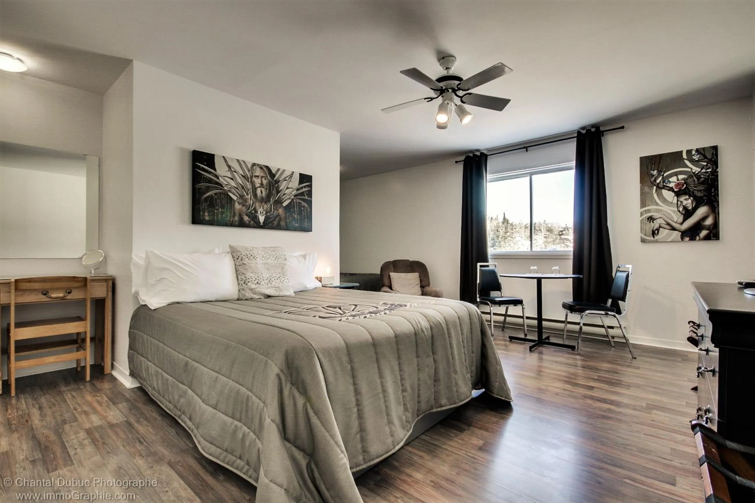 Bed in Auberge motel drakkar