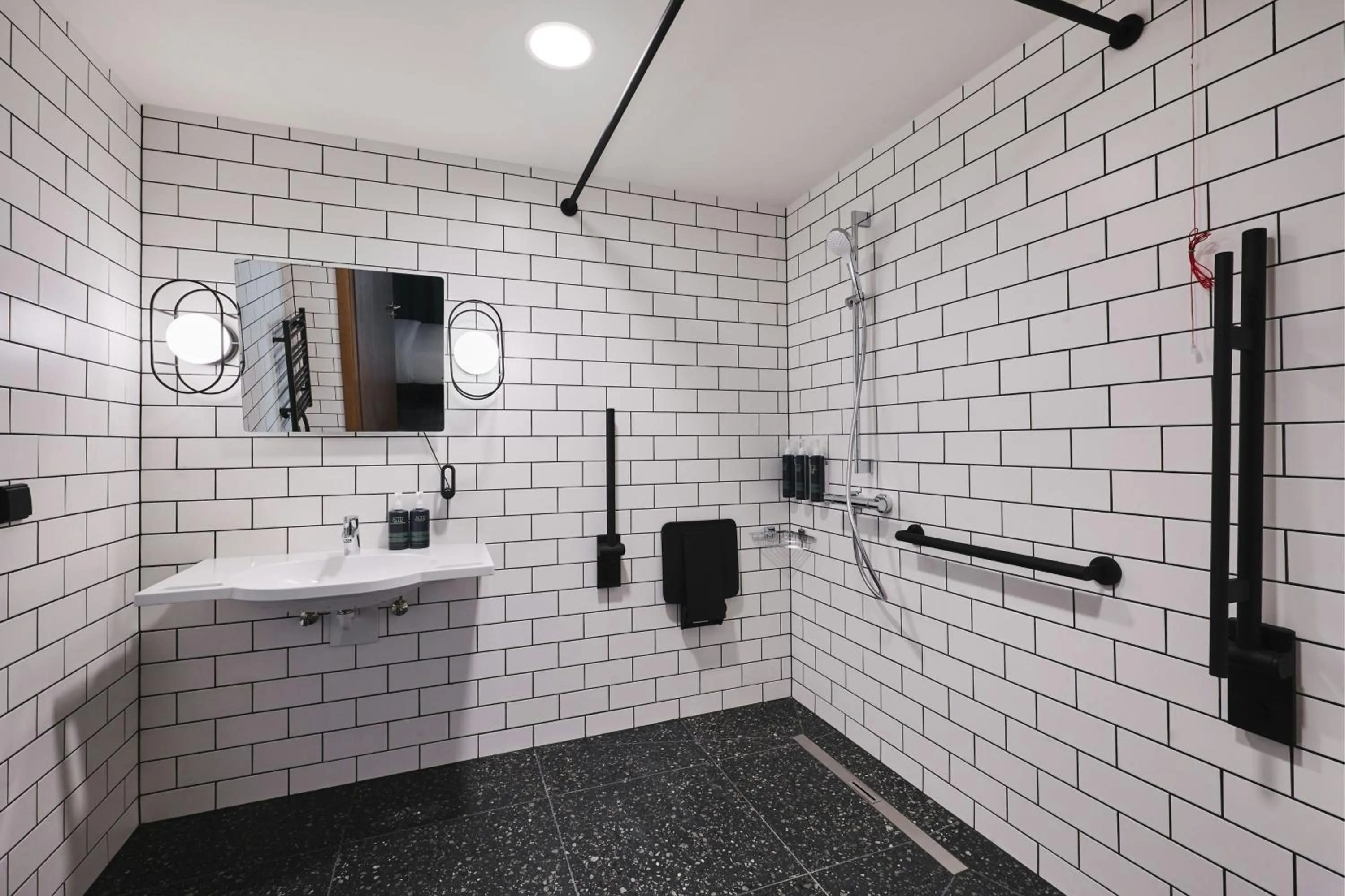 Bathroom in Four Points by Sheraton Wroclaw