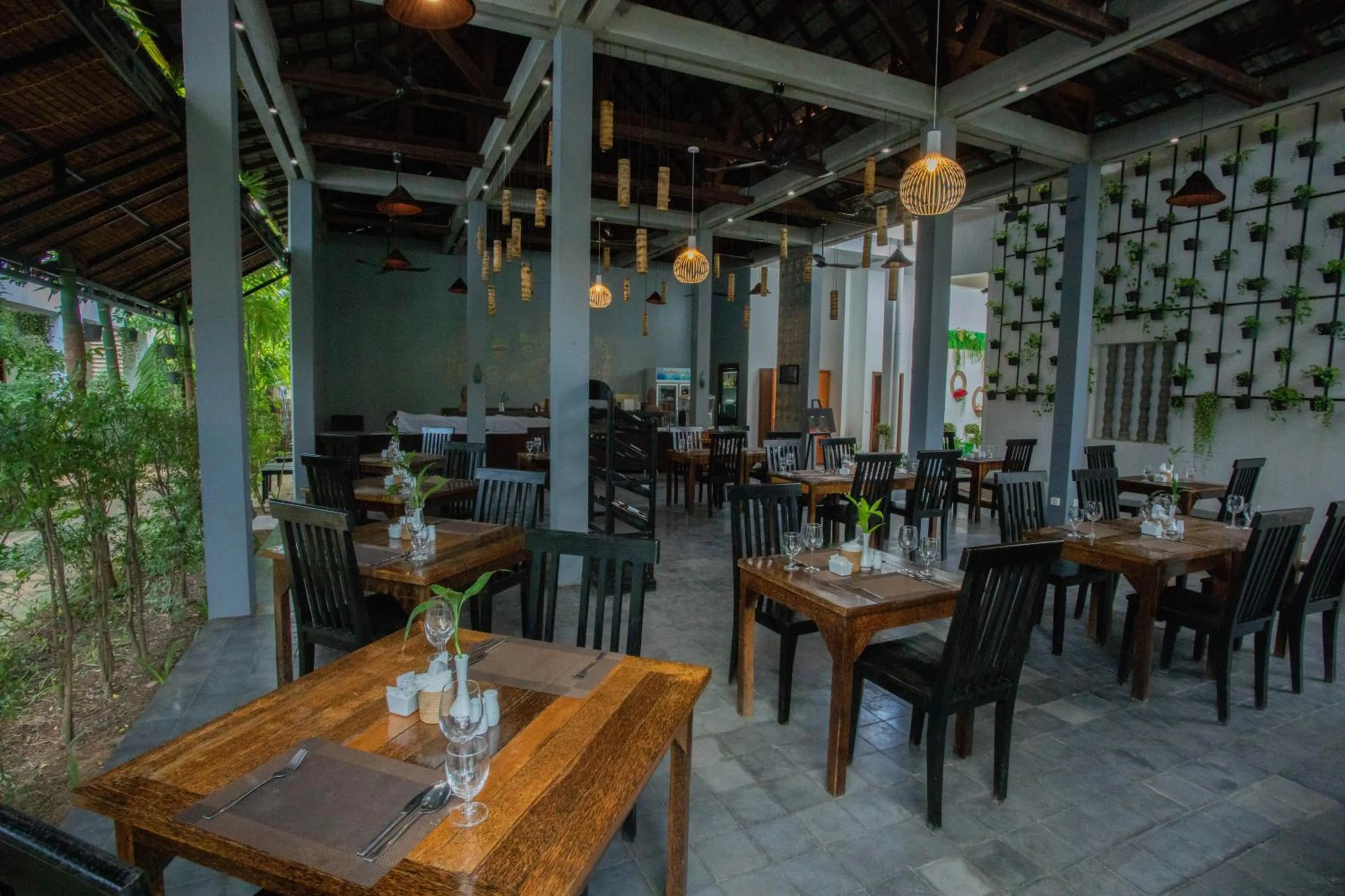 Restaurant/places to eat in Tanei Angkor Resort and Spa