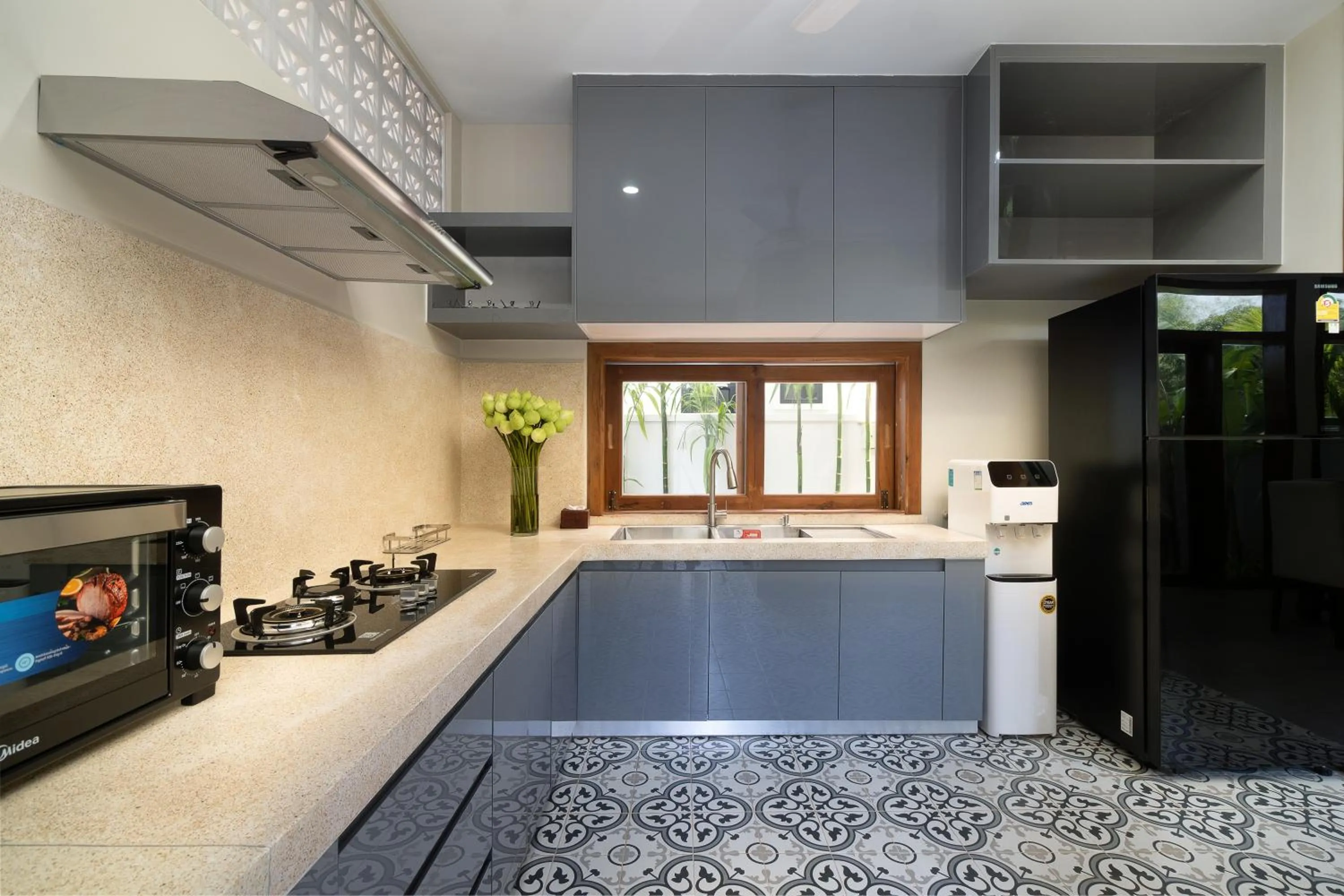 Kitchen or kitchenette in The Nature & Villas