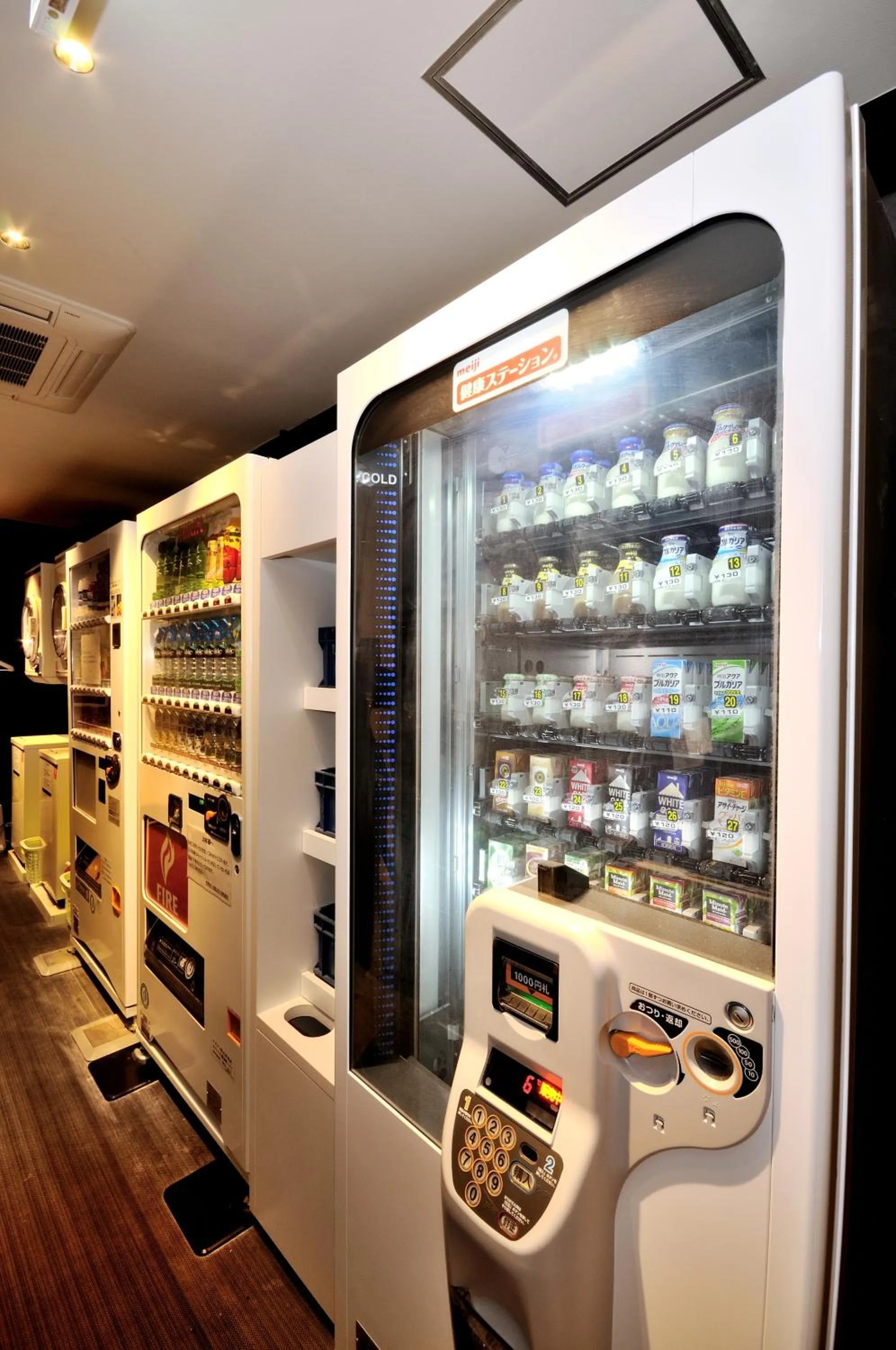 Non alcoholic drinks in Spa&Capsule Hotel Grandpark Inn Kitasenju