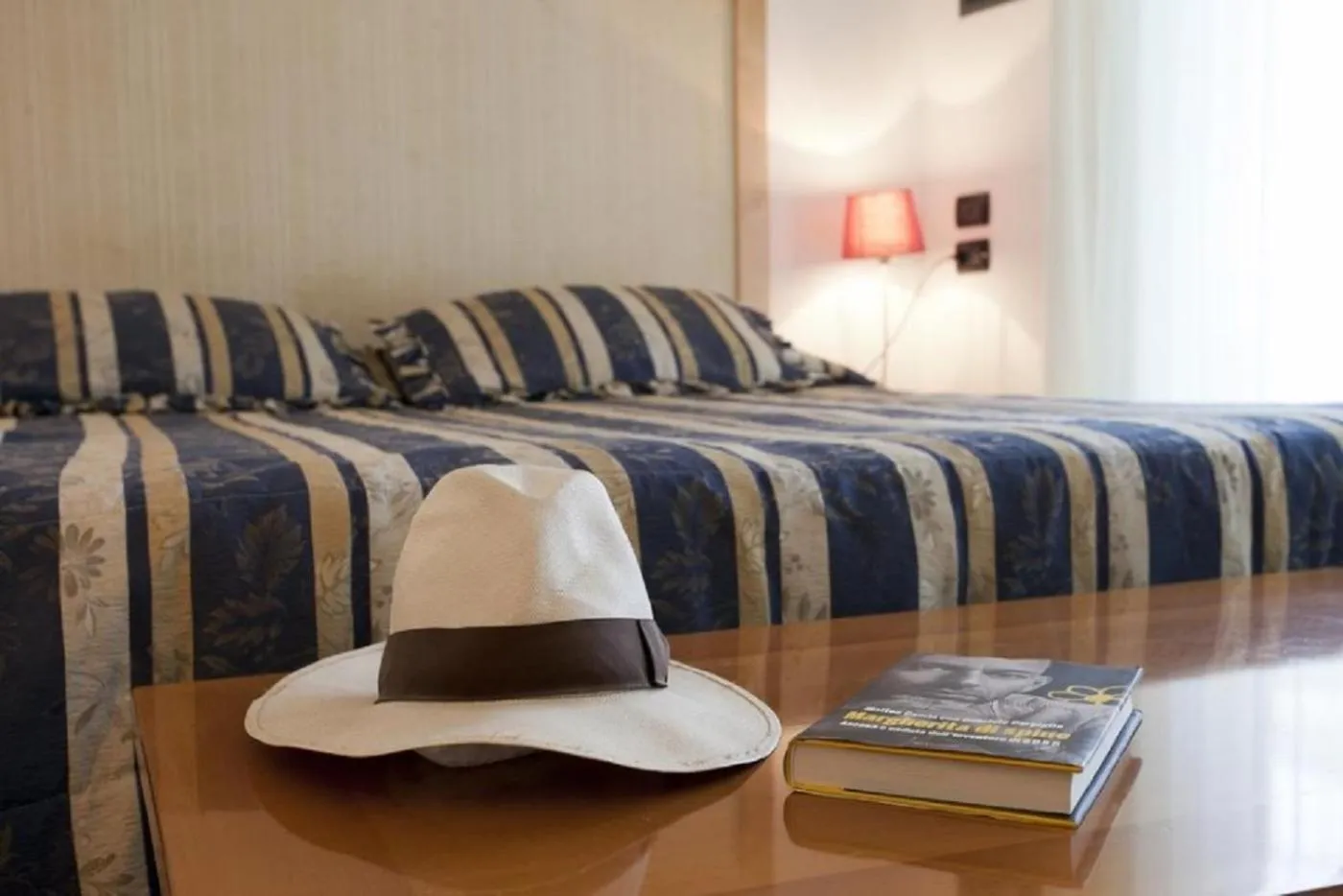 Bed in Hotel Centrale