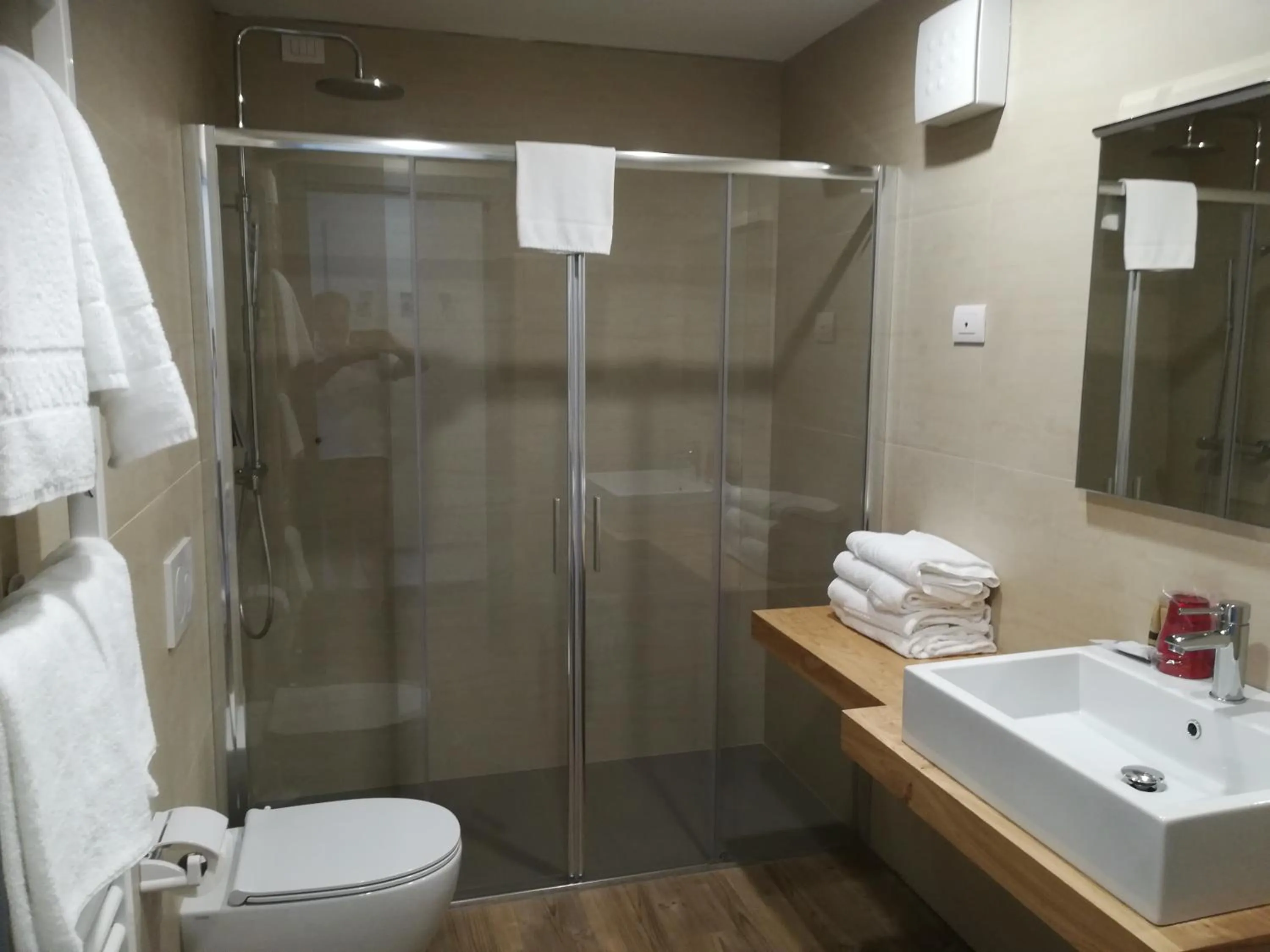 Shower in Locanda San Marco