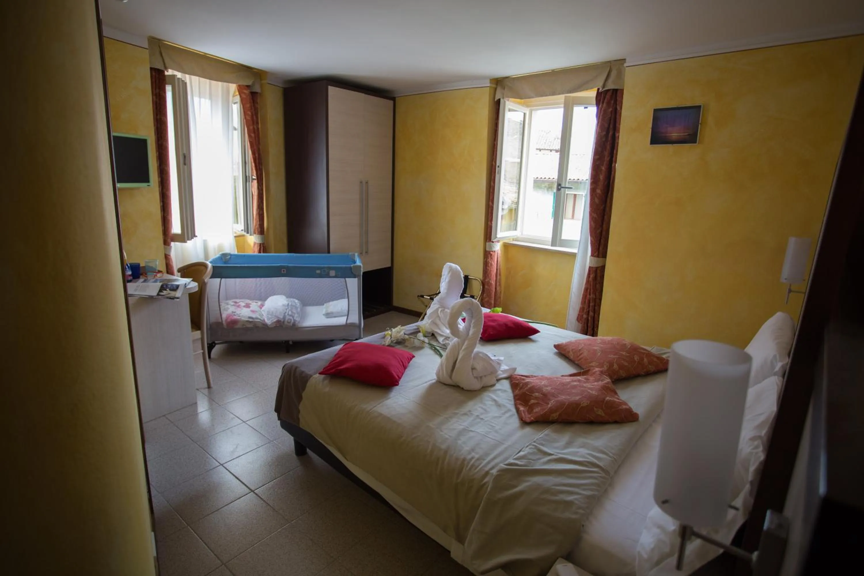 Photo of the whole room, Bed in Locanda San Marco