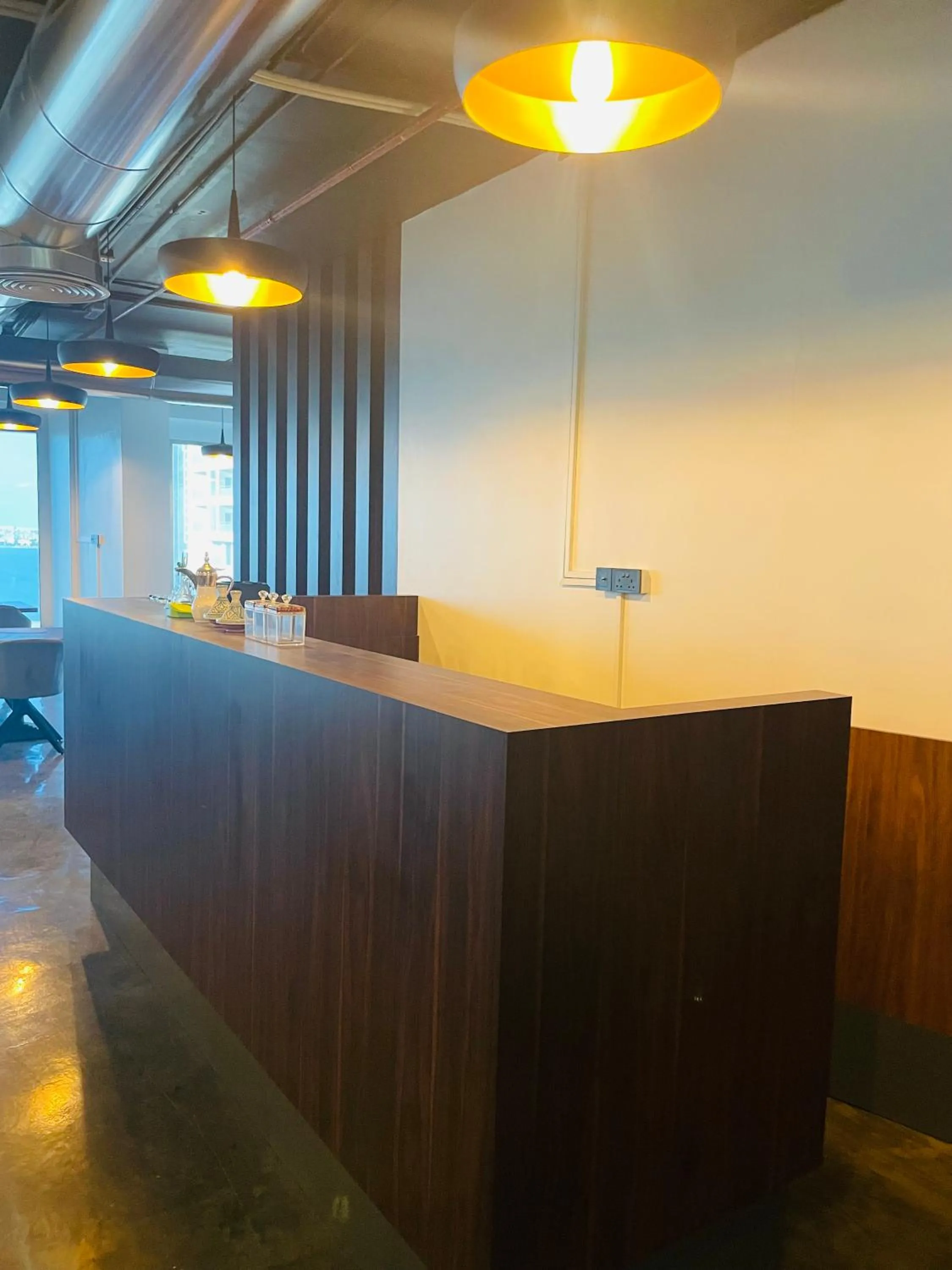 Restaurant/places to eat in Kiev Tower Hotel Apartments