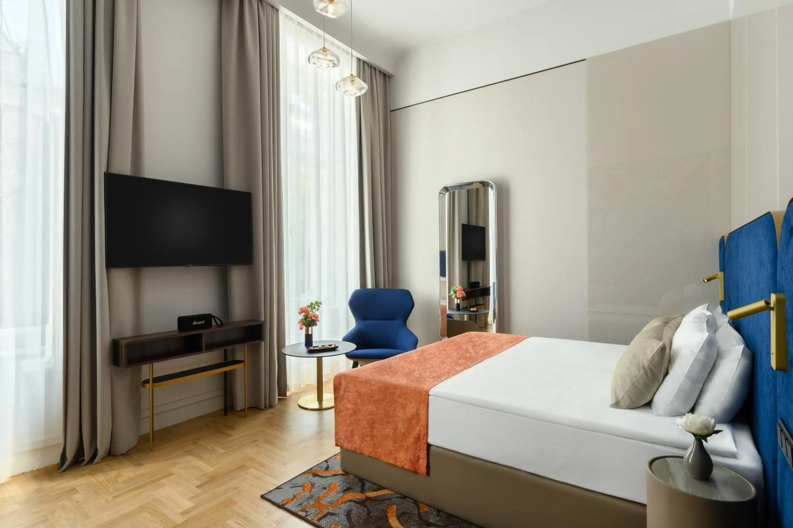 Bed in Hotel Moments Budapest by Continental Group