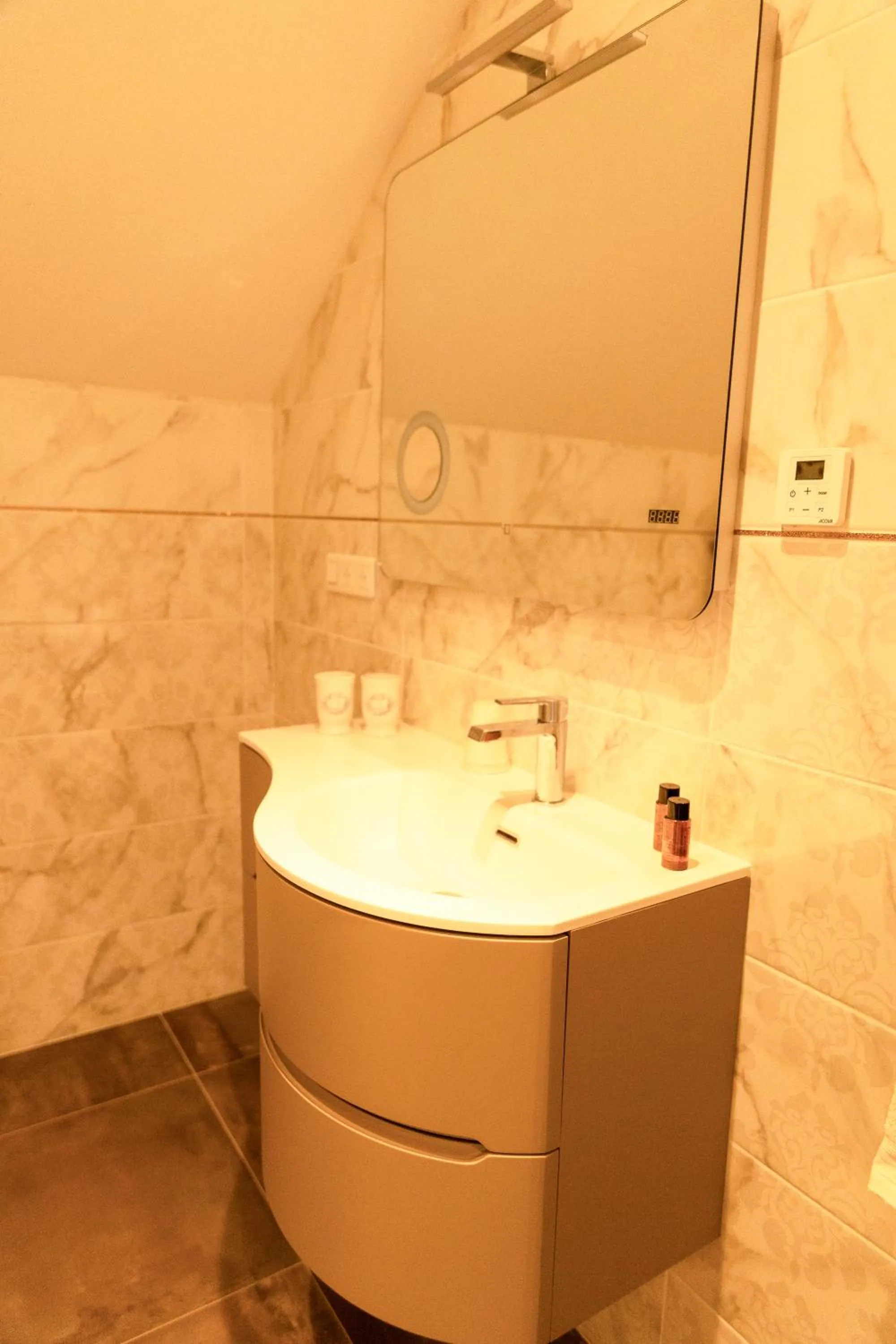 Bathroom in Chambre d'Hôte Les Ondines