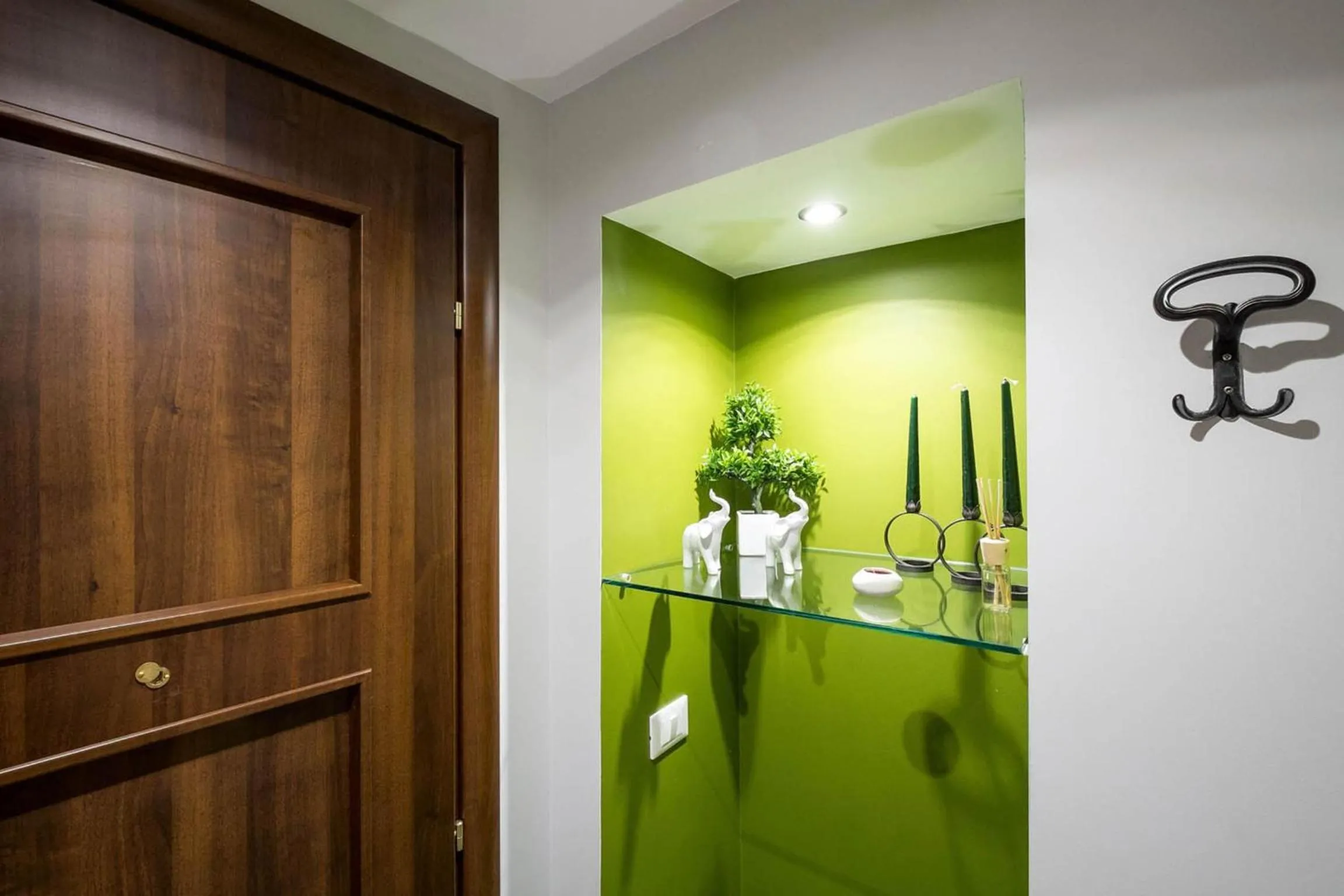Decorative detail in Quattro Canti Apartments