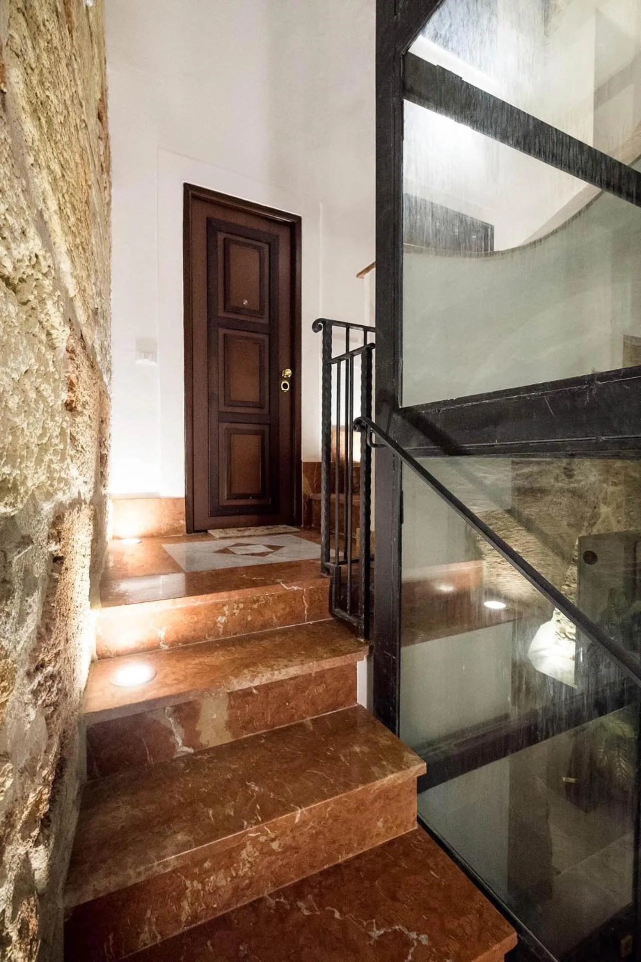 Decorative detail in Quattro Canti Apartments
