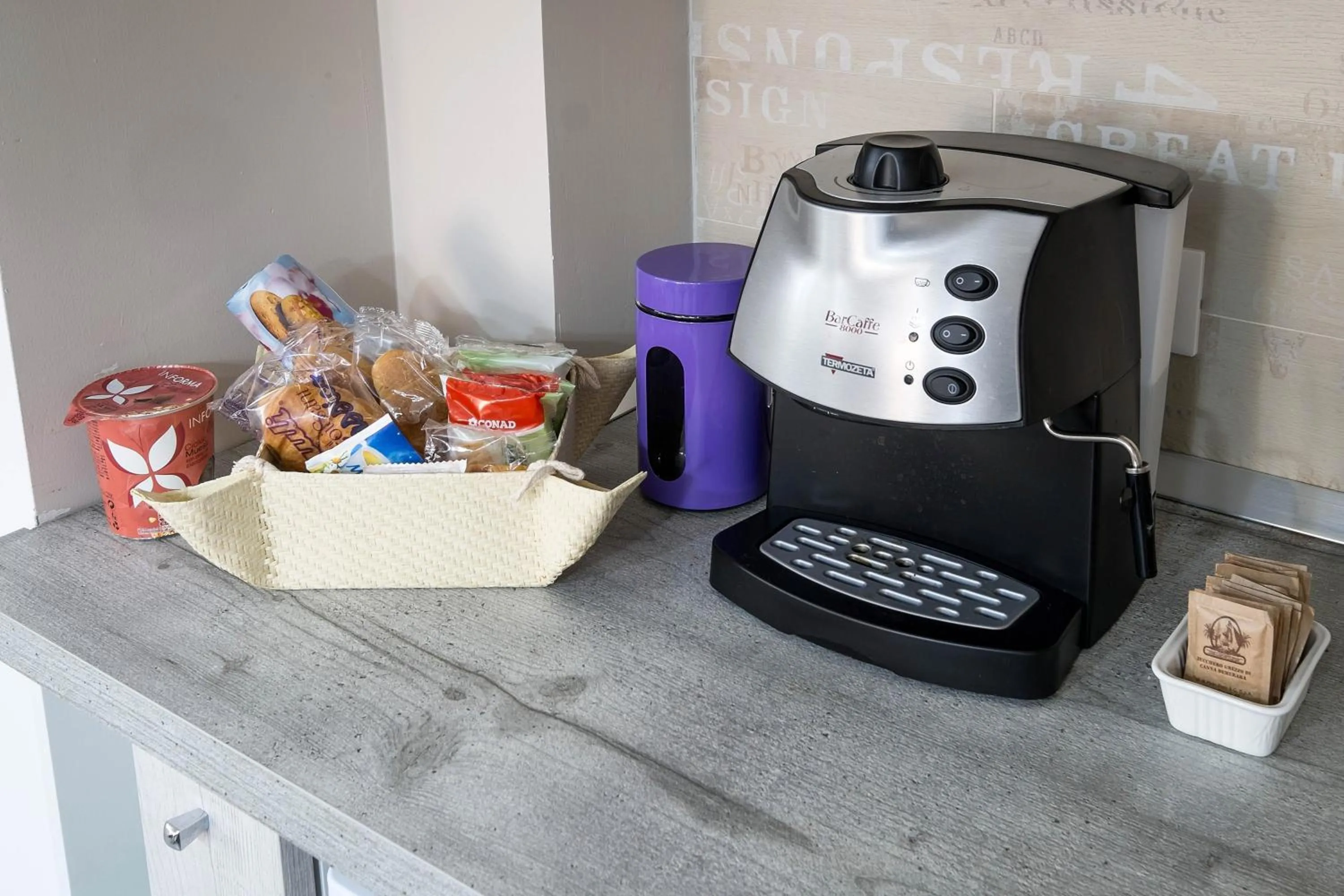 Coffee/tea facilities in Quattro Canti Apartments