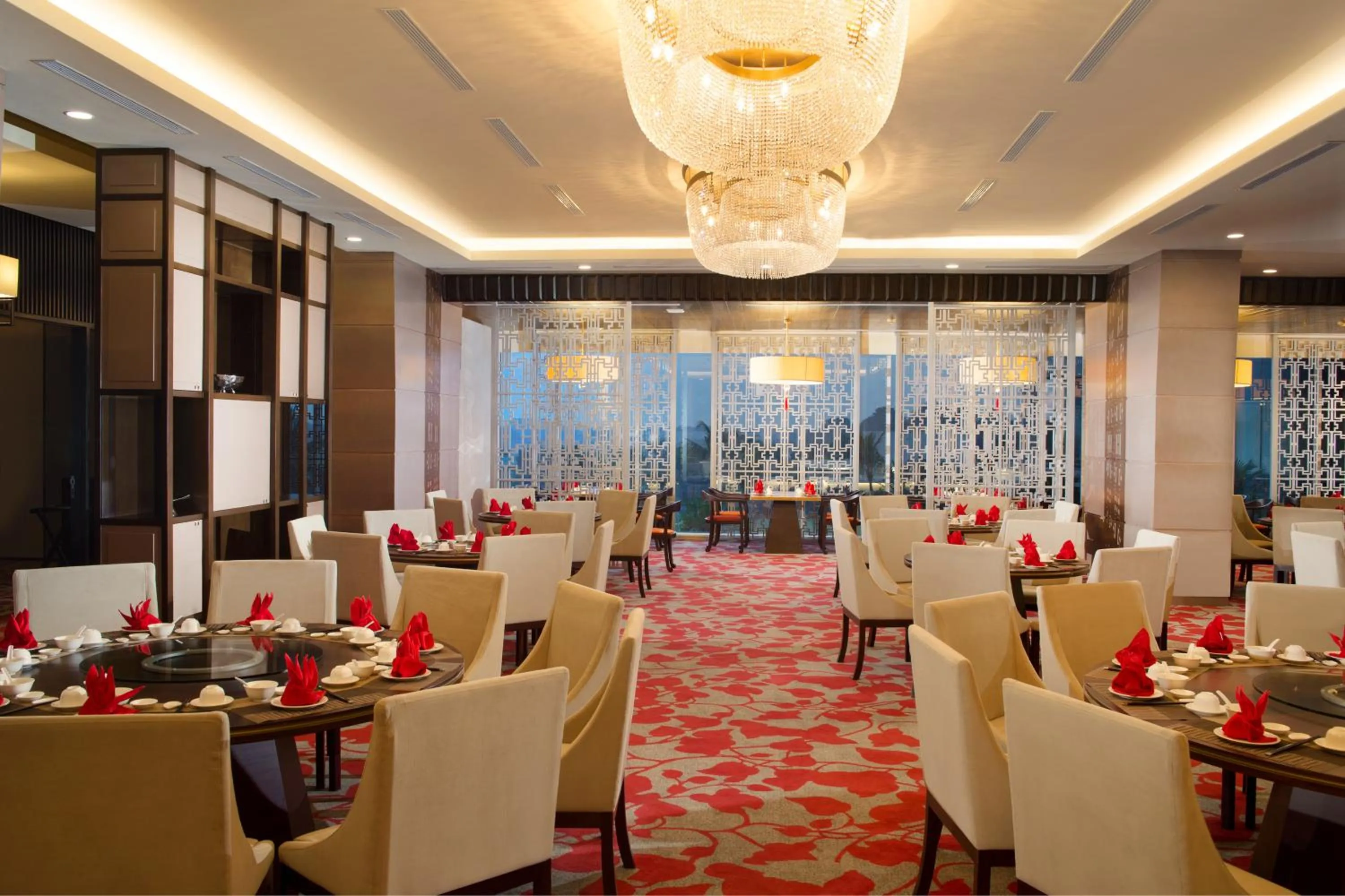 Restaurant/places to eat in Resinda Hotel Karawang