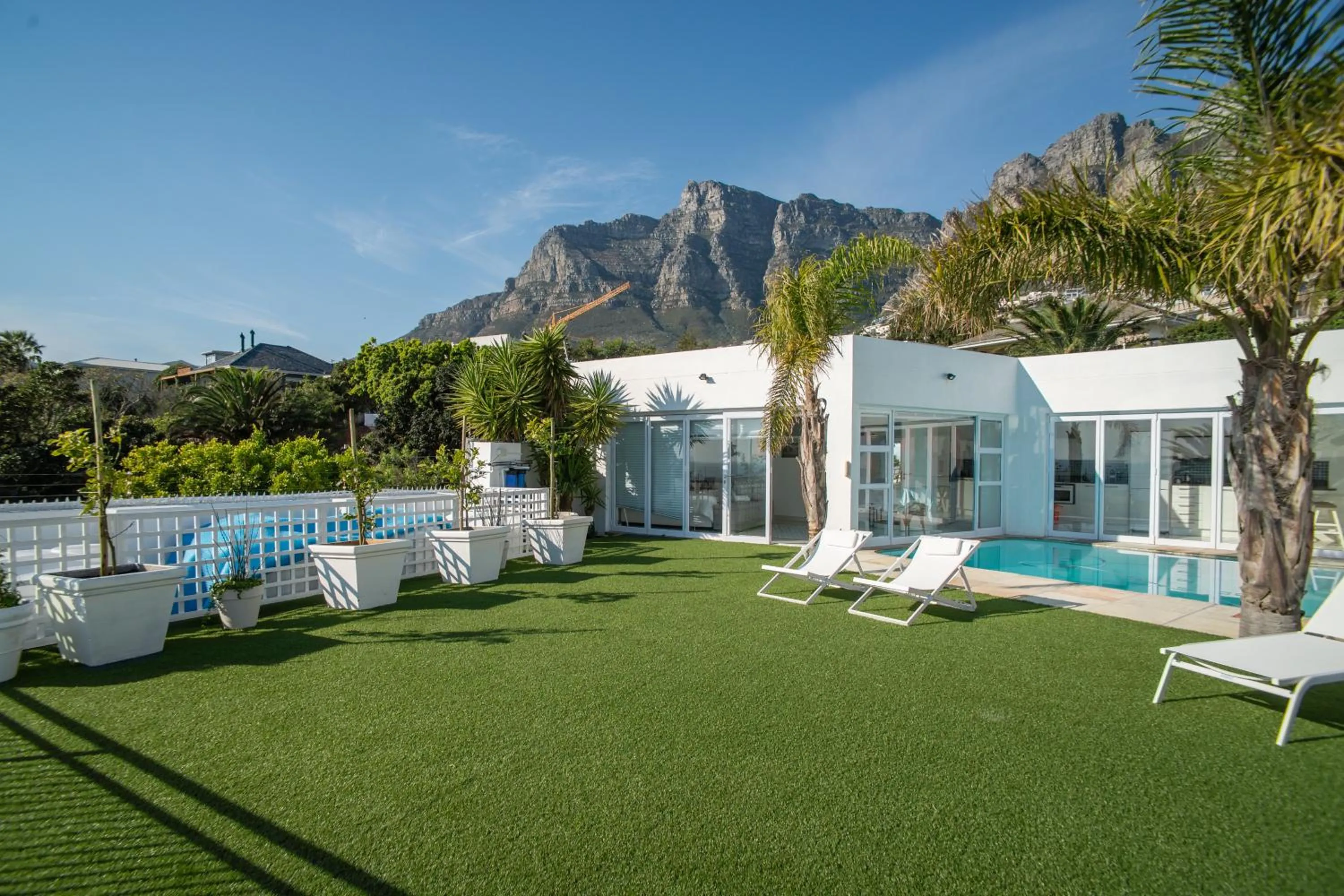 Garden view in Funkey Villas Cape Town