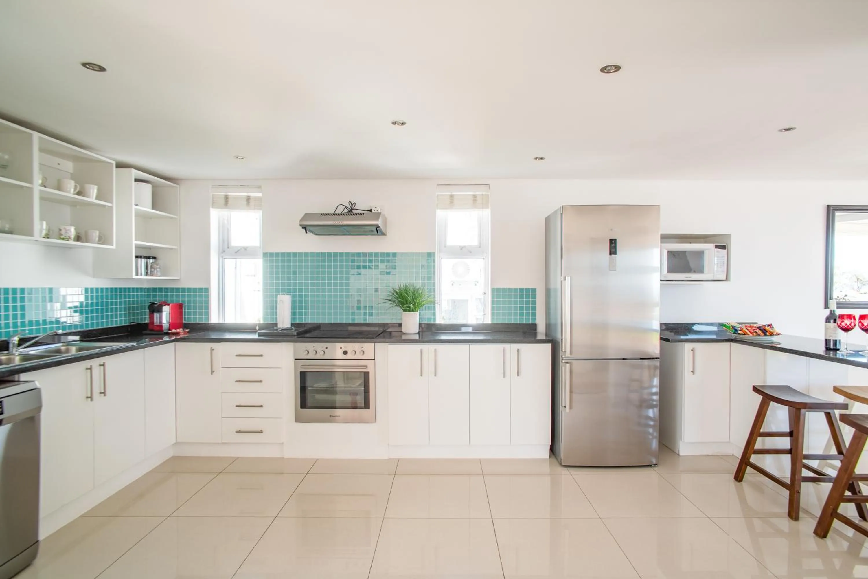 Kitchen or kitchenette in Funkey Villas Cape Town