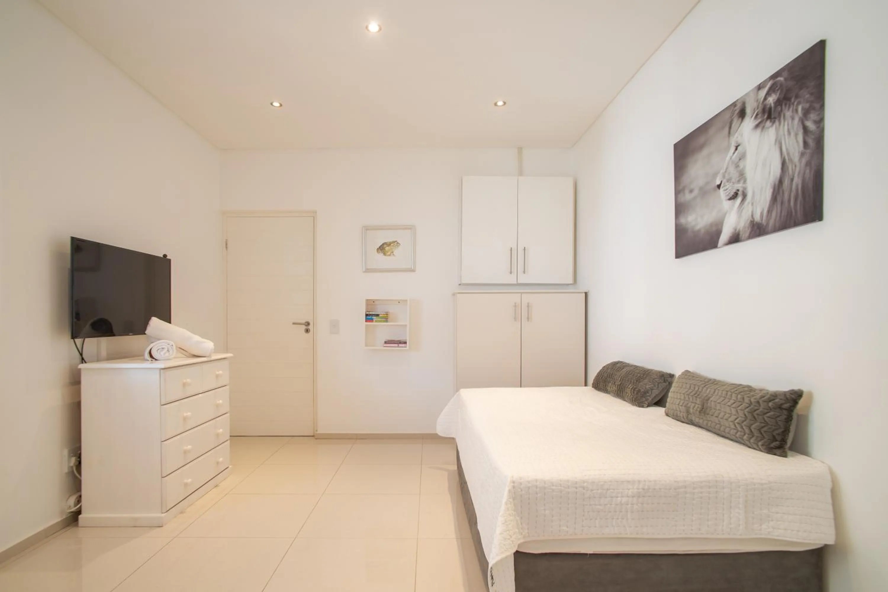 Bedroom, Bed in Funkey Villas Cape Town