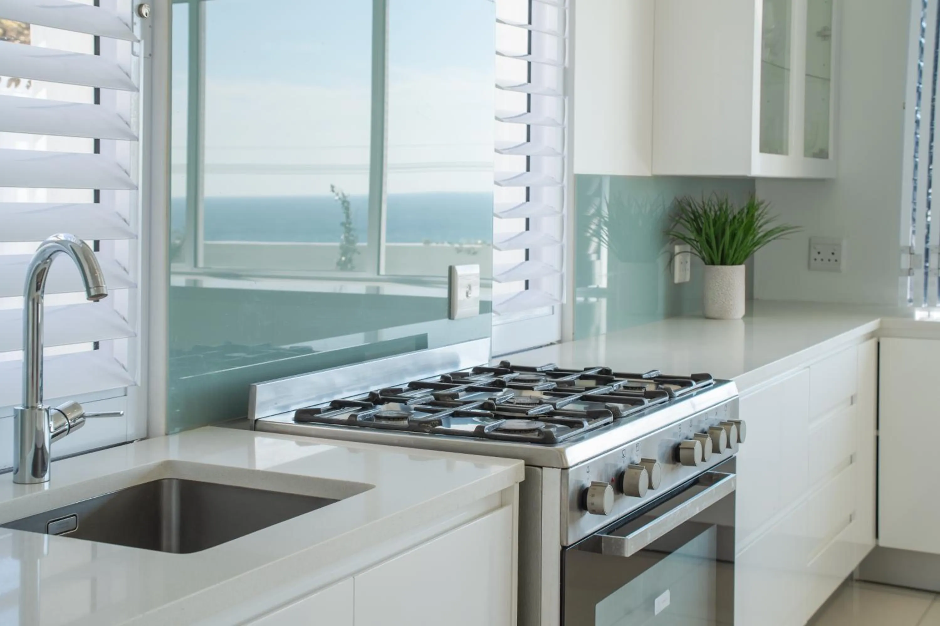 Kitchen or kitchenette in Funkey Villas Cape Town