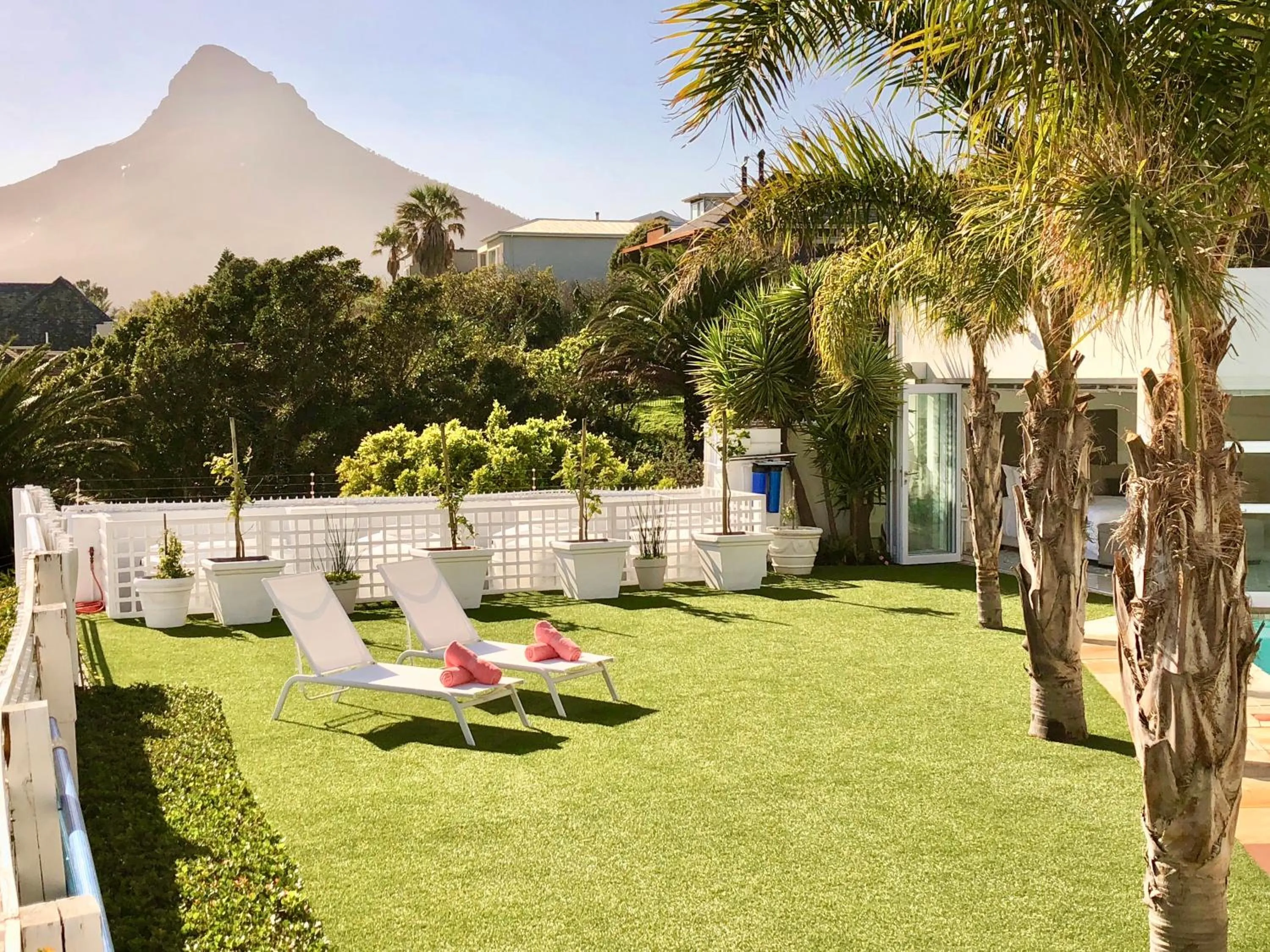 Garden view in Funkey Villas Cape Town