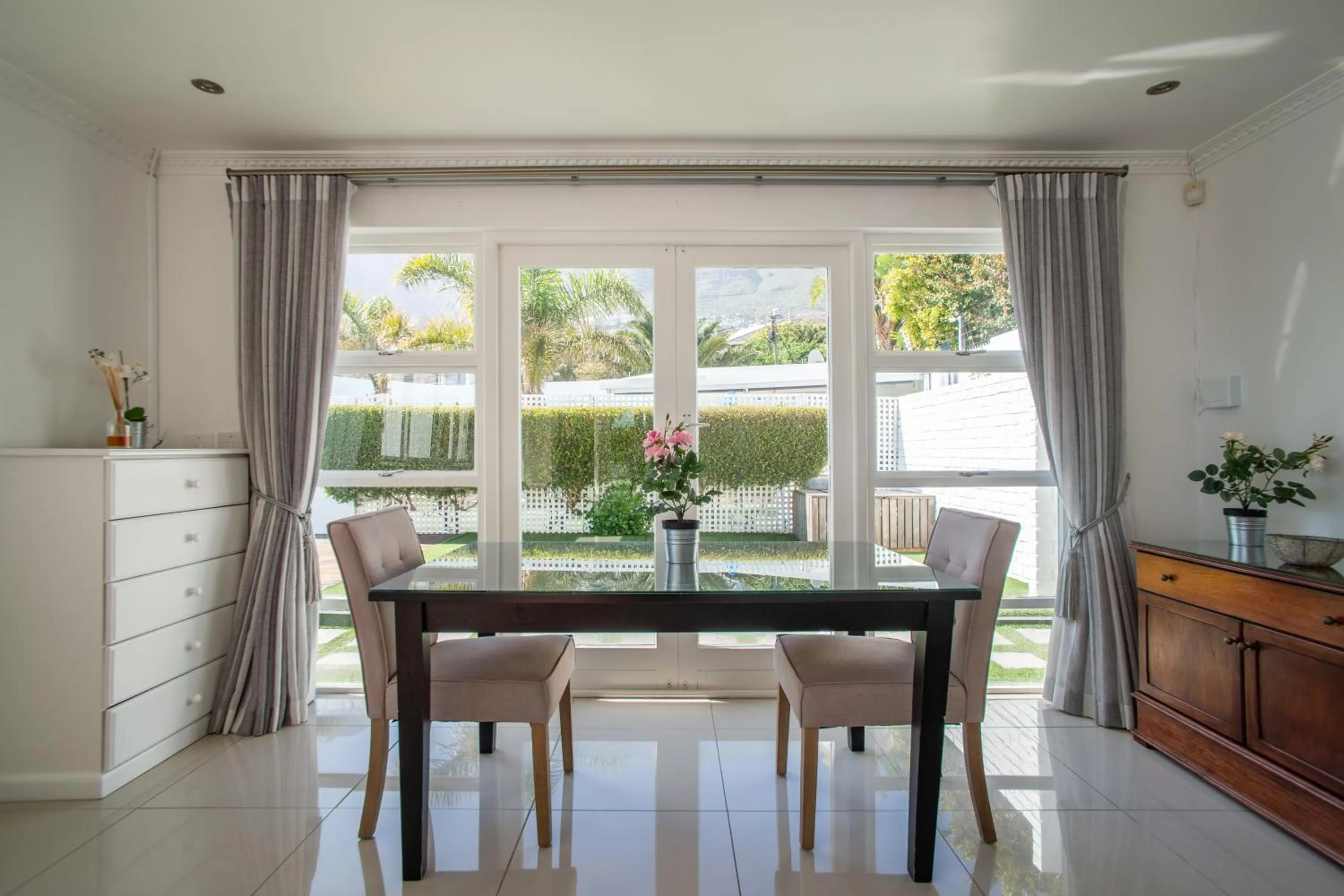 Seating area in Funkey Villas Cape Town