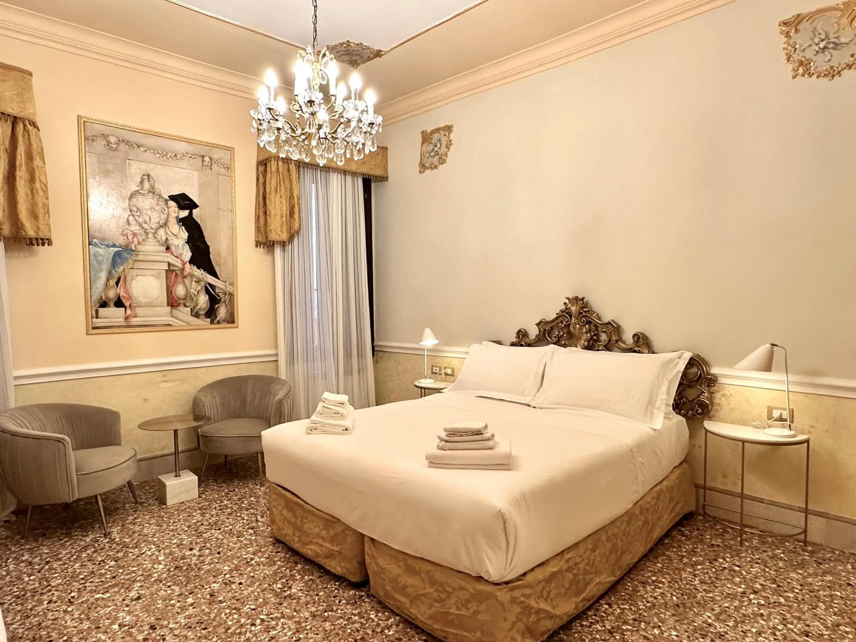 Photo of the whole room, Bed in Casa Alla Fenice
