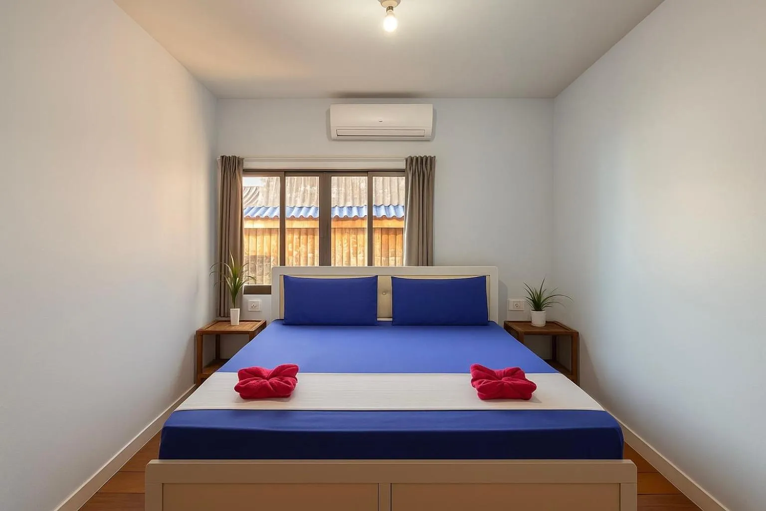 Bed in Happy Elephant Bungalows