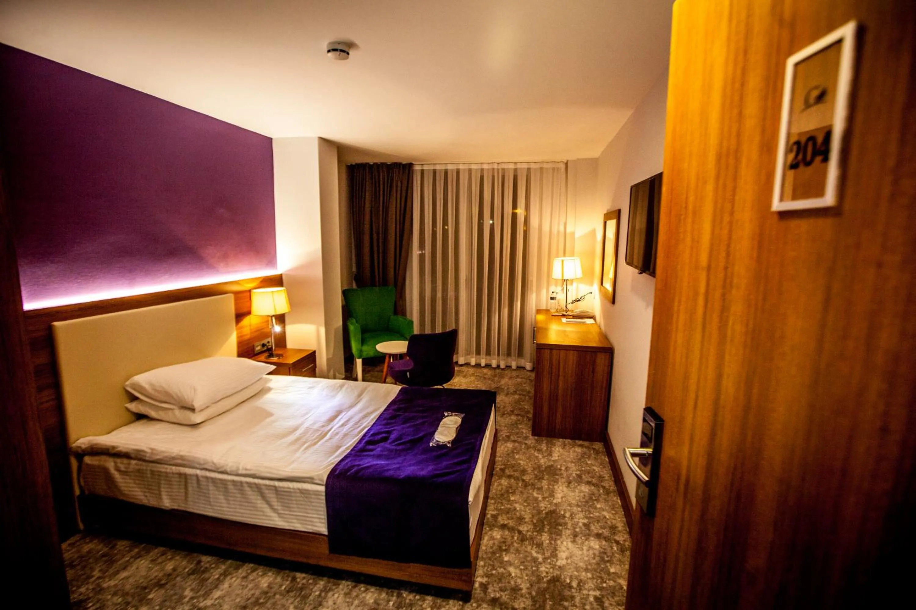 Photo of the whole room, Bed in Business Palas Otel