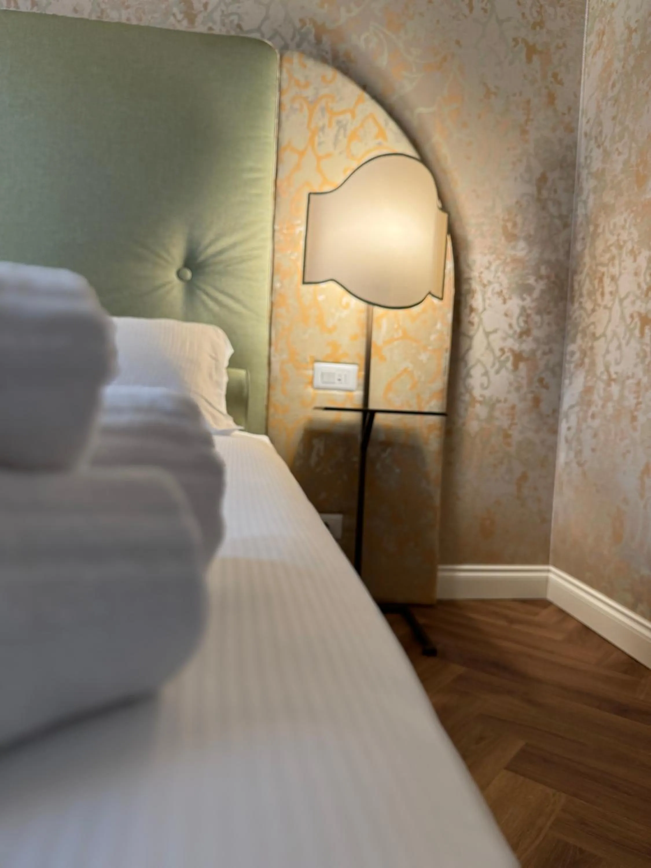 Bedroom, Bed in 312 Piazza San Marco - Relais il Doge