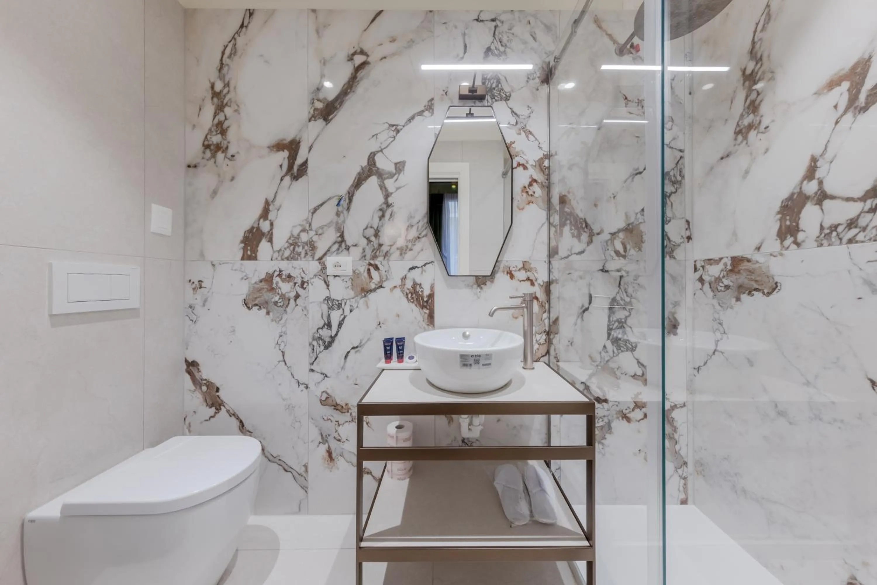 Bathroom in 312 Piazza San Marco - Relais il Doge