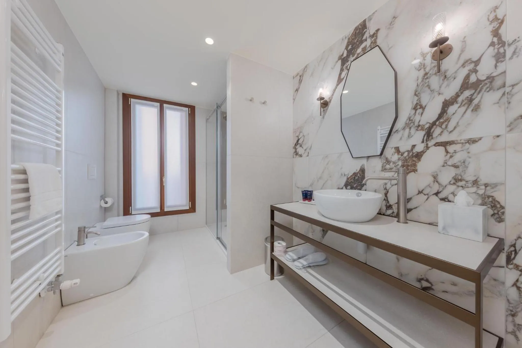 Bathroom in 312 Piazza San Marco - Relais il Doge